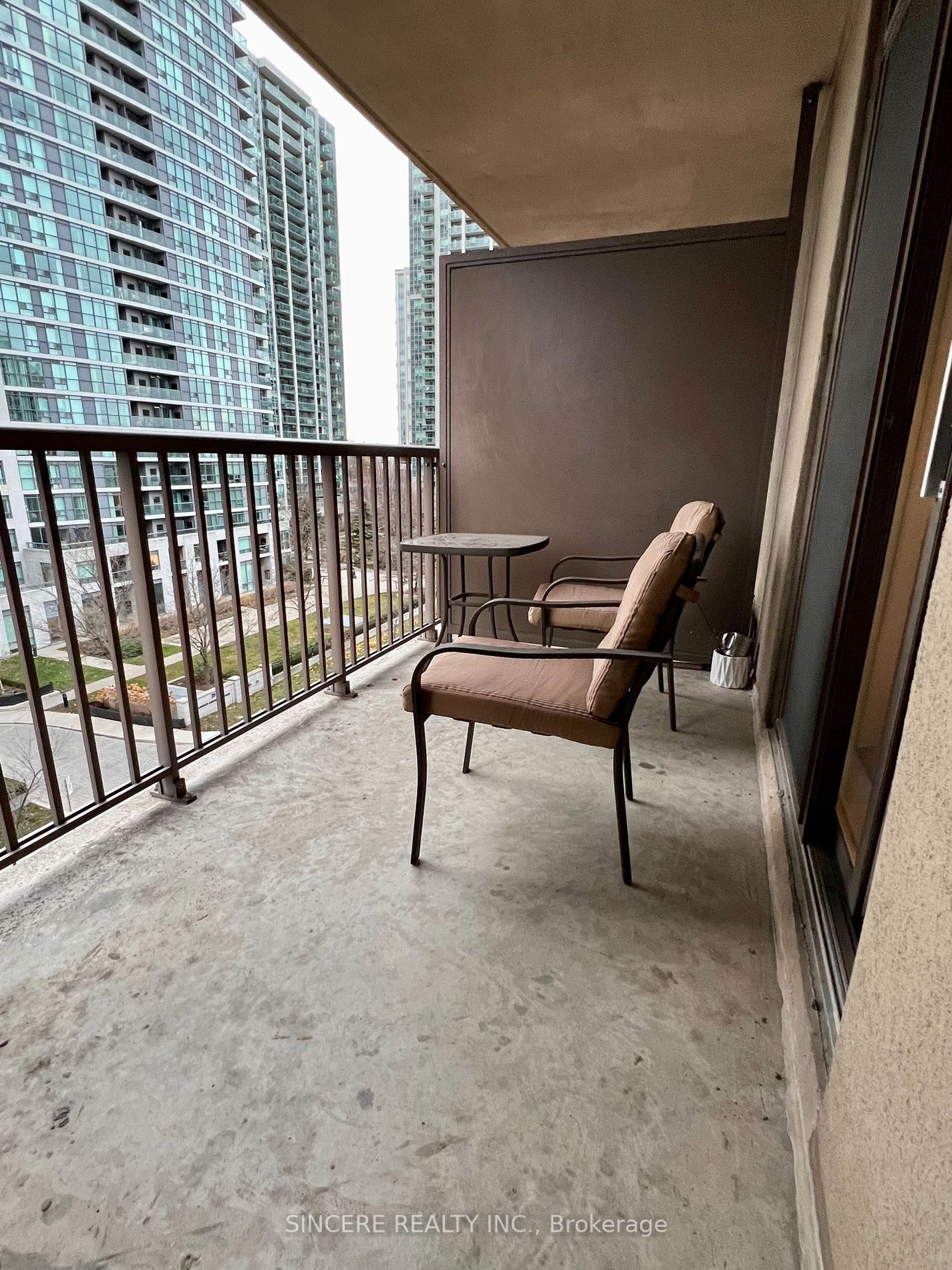 51 Harrison Garden Blvd, unit 611 for rent