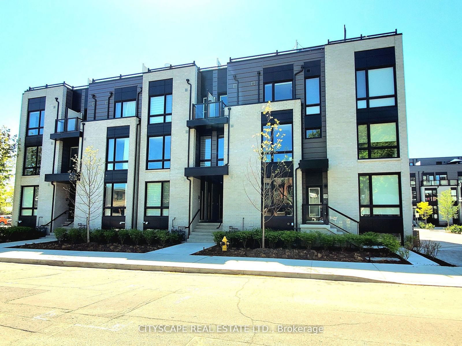 Brockton Commons Townhouses, West End, Toronto