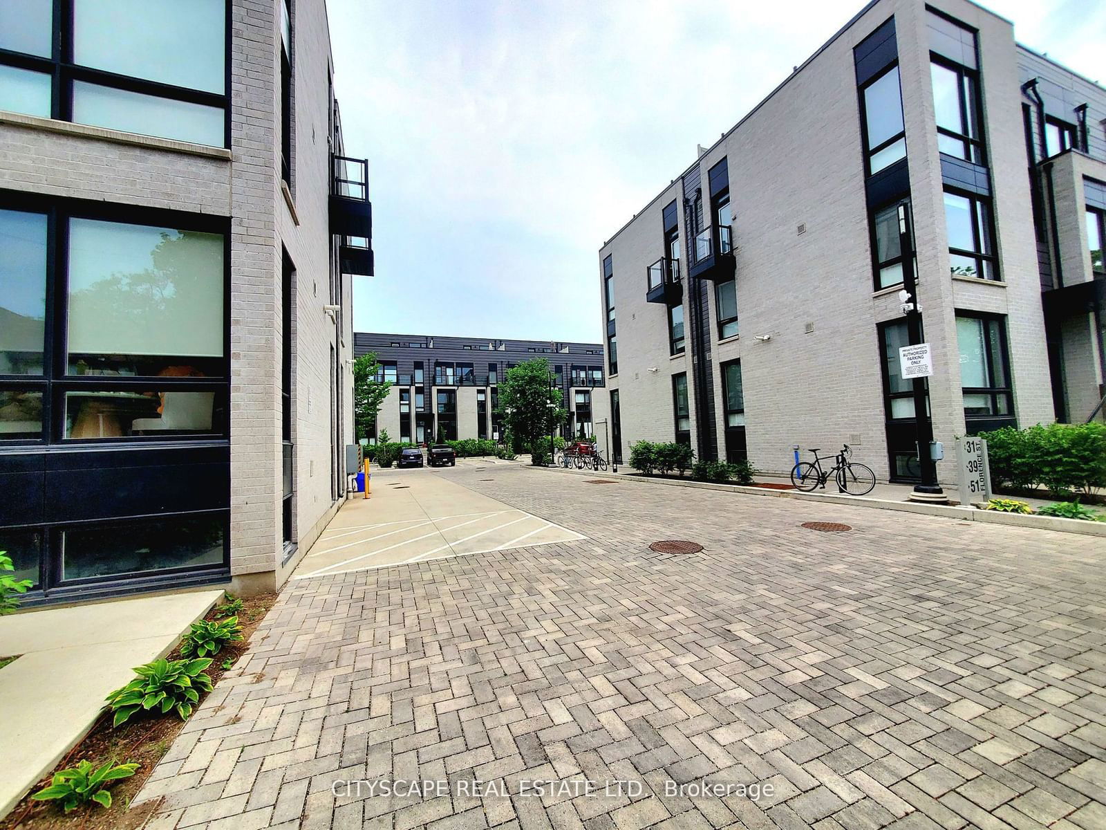 Brockton Commons Townhouses, West End, Toronto