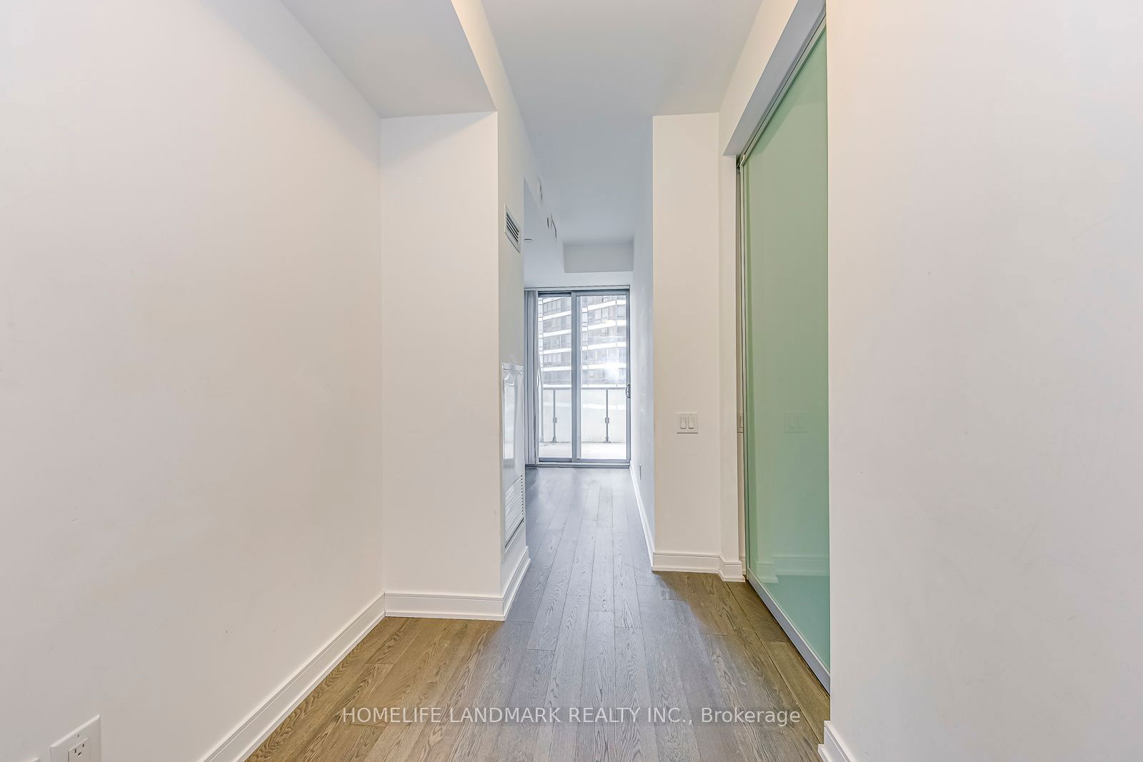 57 St Joseph St, unit 723 for rent