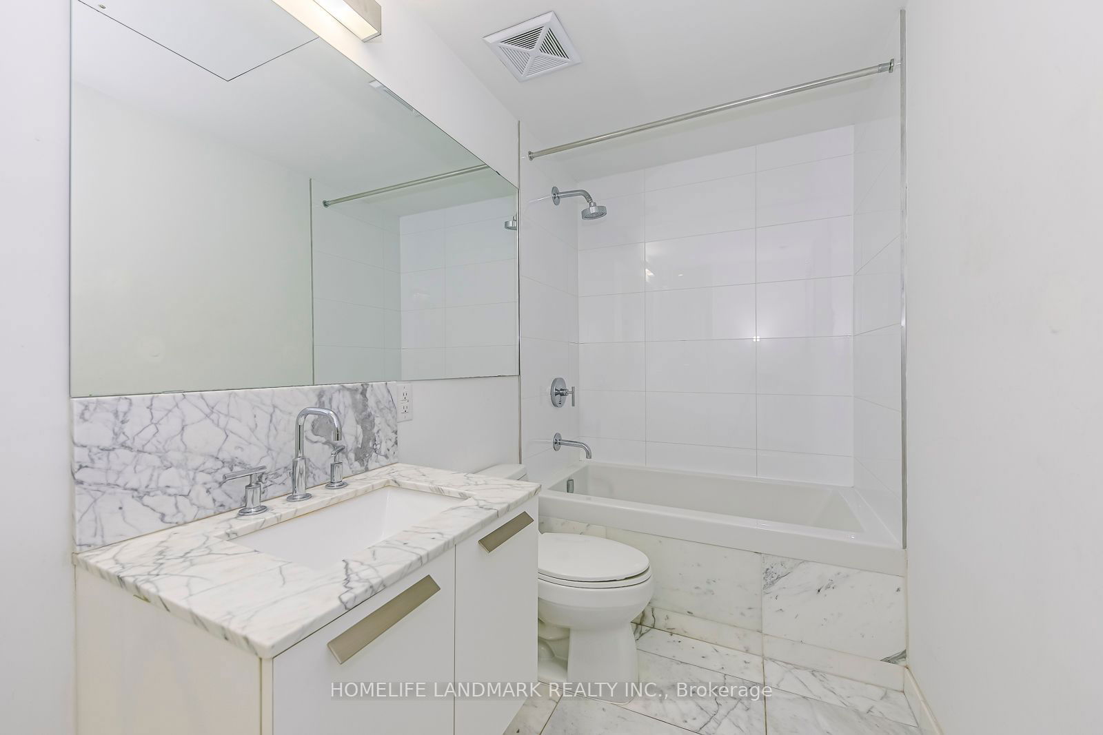 57 St Joseph St, unit 723 for rent