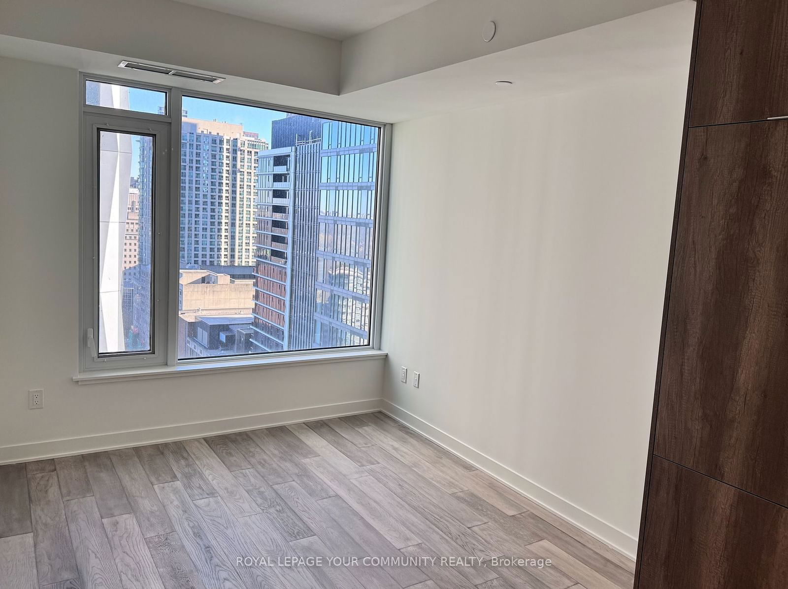 11 yorkville Ave, unit 1909 for rent