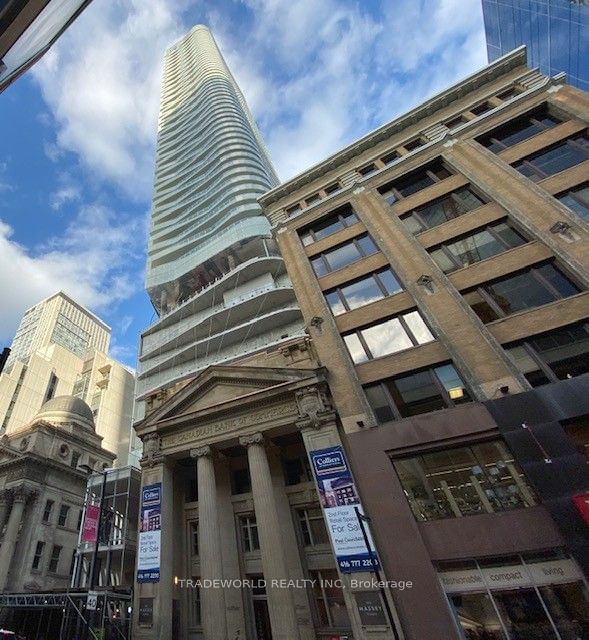 197 Yonge St, unit 4204 for rent