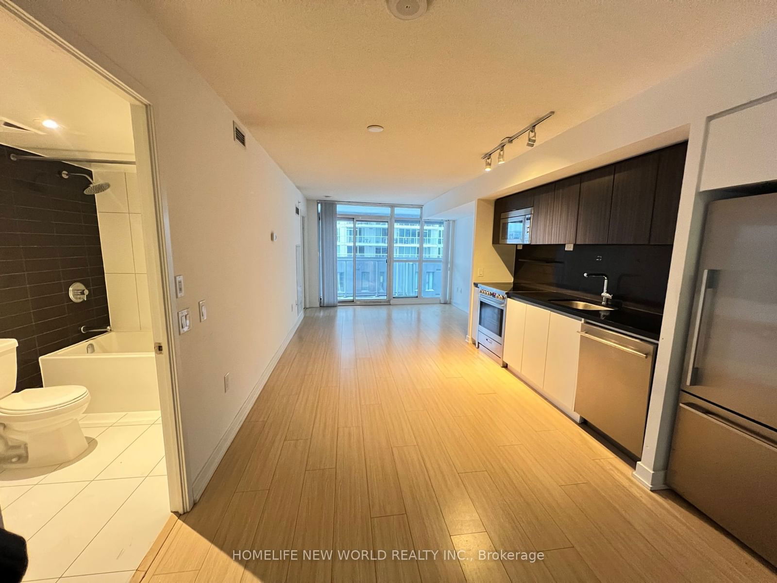 85 Queens Wharf Rd, unit 721 for rent