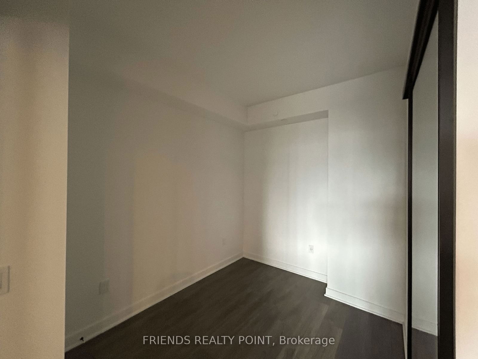 55 Charles St E, unit 1405 for rent