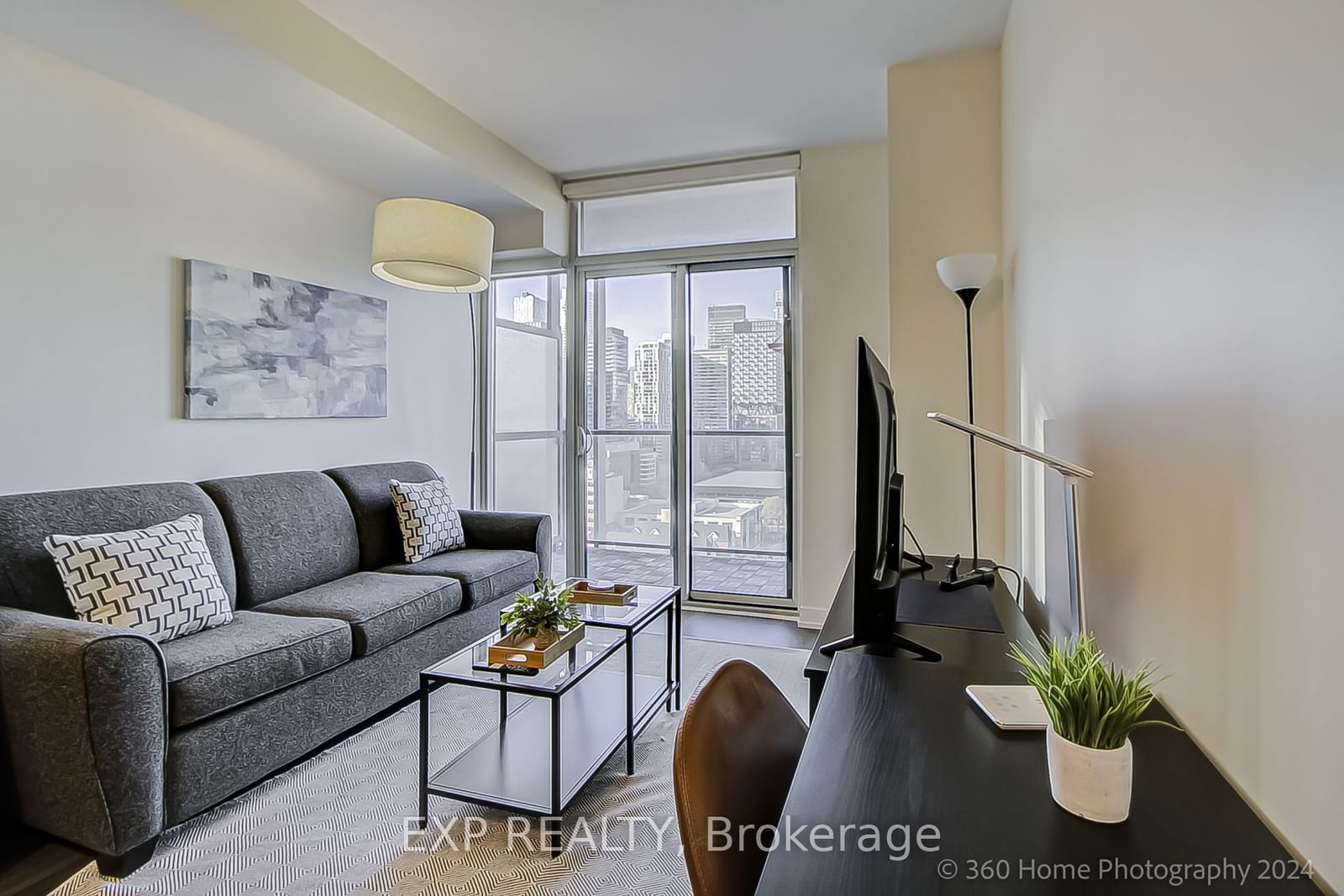 105 George St, unit 1515 for sale