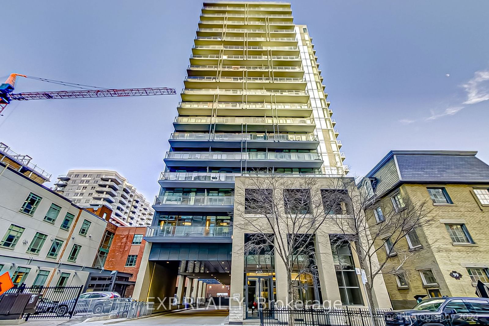 105 George St, unit 1515 for sale