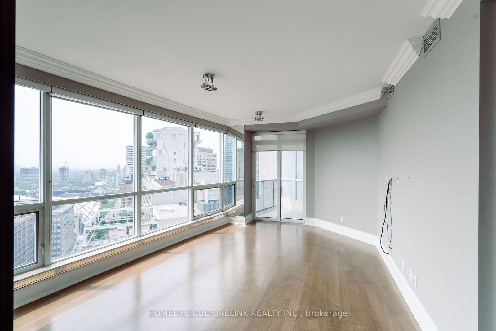 10 Bellair St, unit 2204 for rent