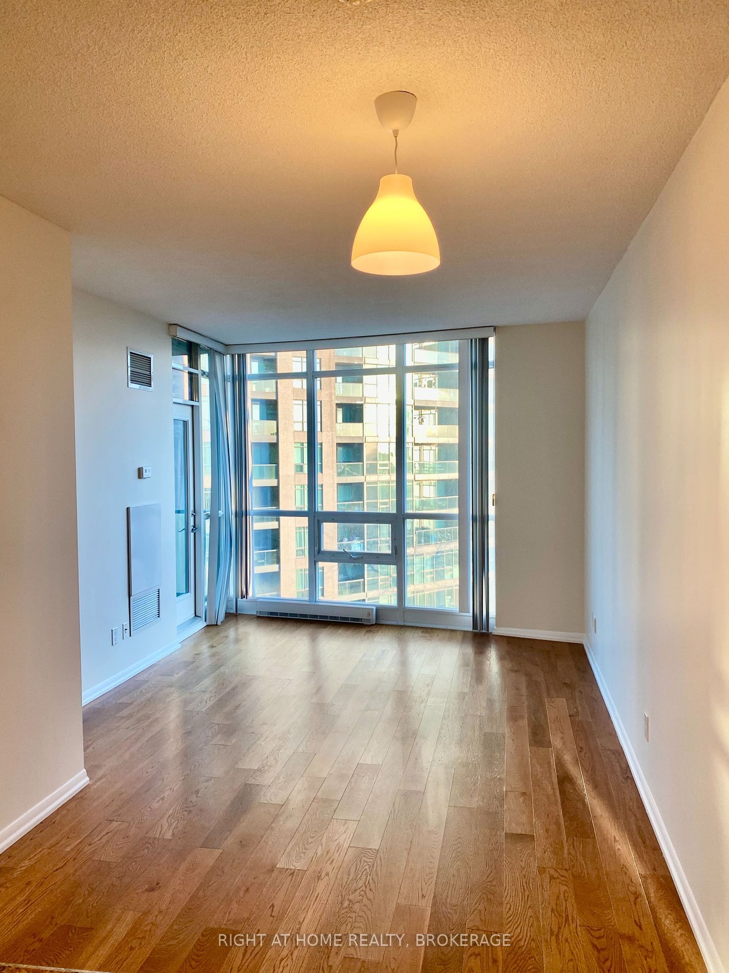 231 Fort York Blvd, unit 1202 for sale