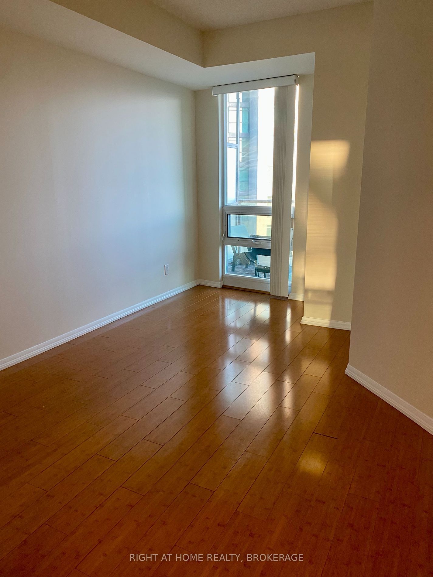 231 Fort York Blvd, unit 1202 for sale