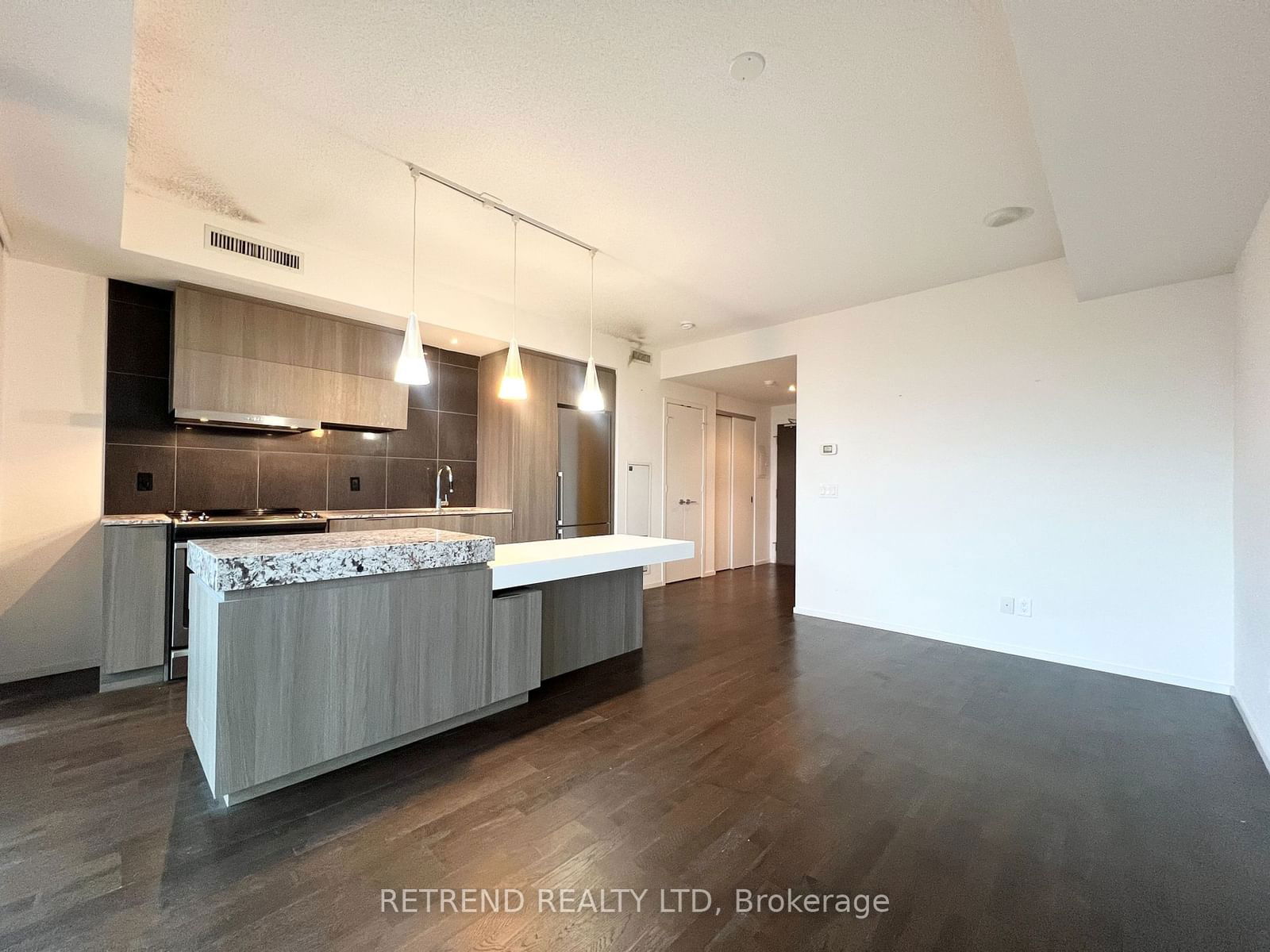 101 Charles St E, unit 4409 for rent