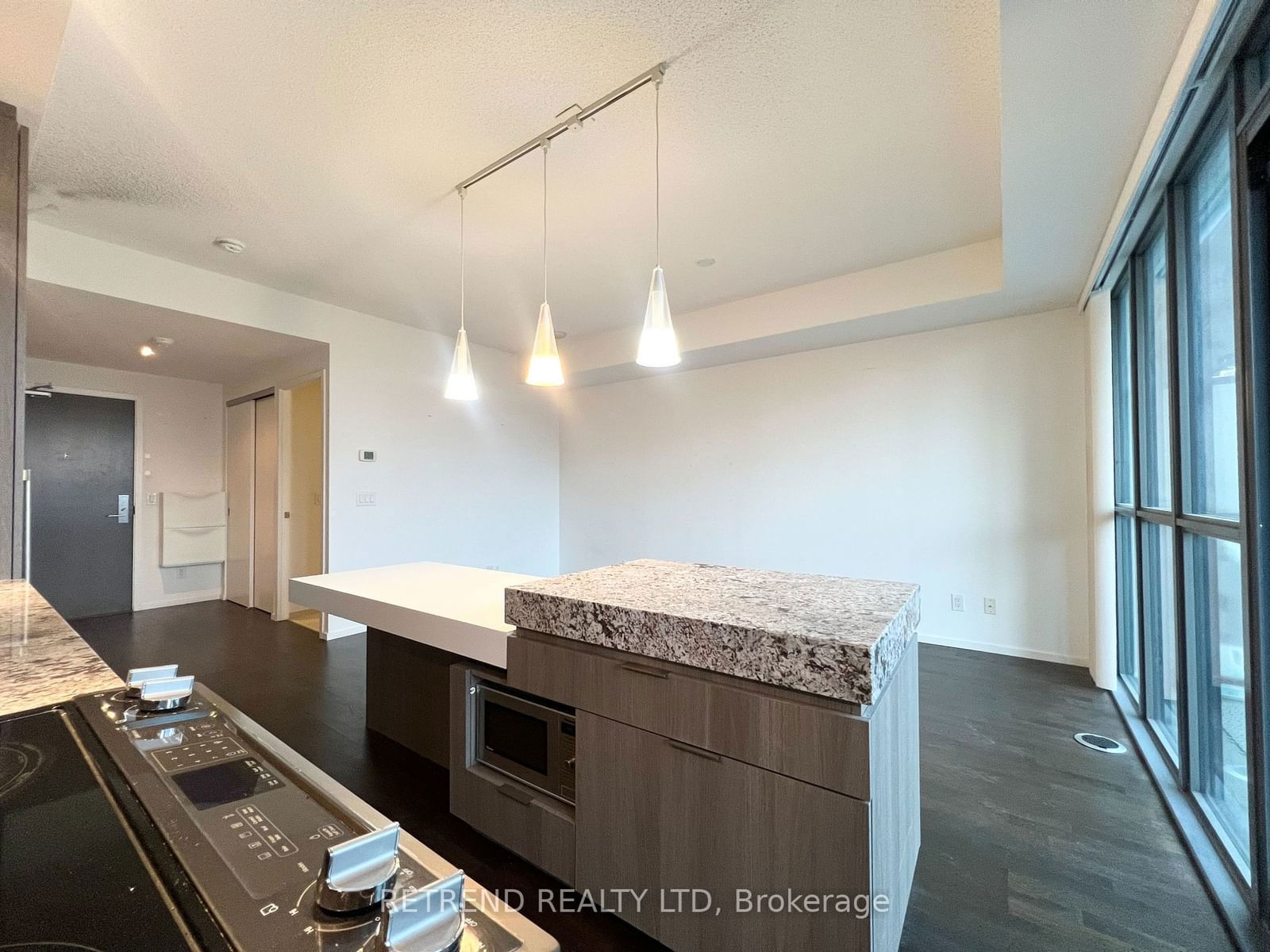 101 Charles St E, unit 4409 for rent