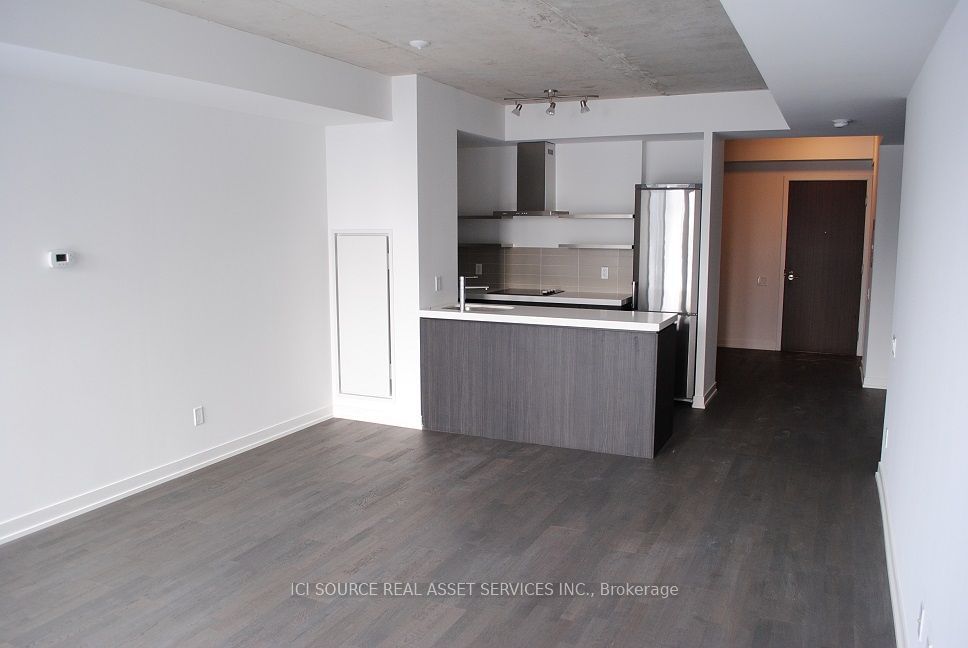 560 King St W, unit 715 for rent