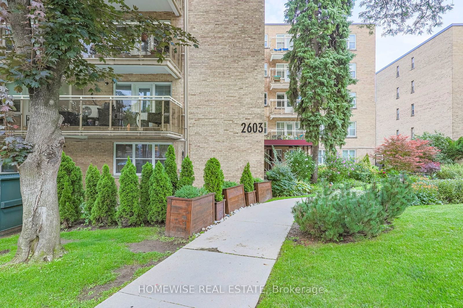 2603 Bathurst St, unit 308 for rent