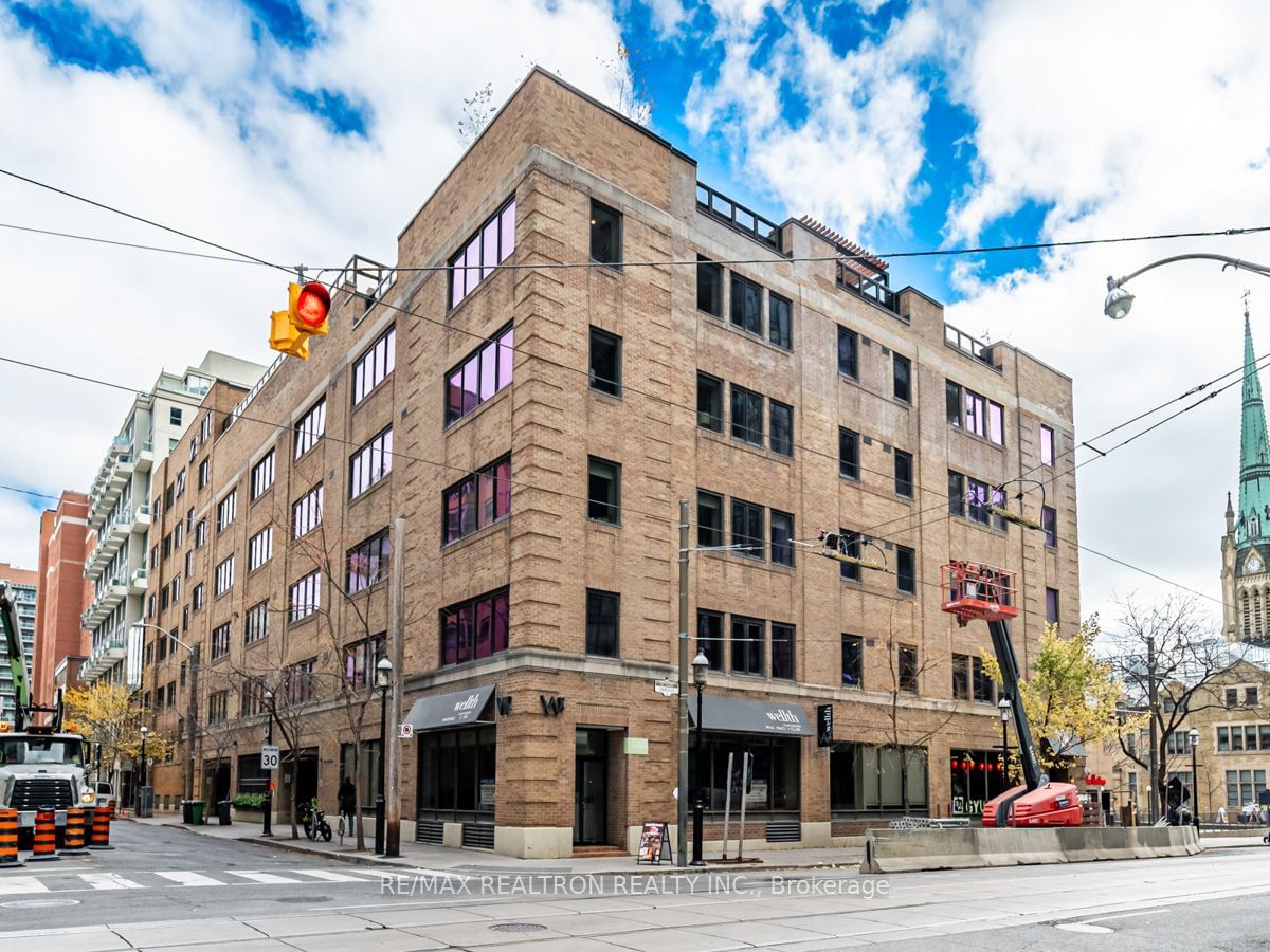 55 Lombard St, unit 613 for sale