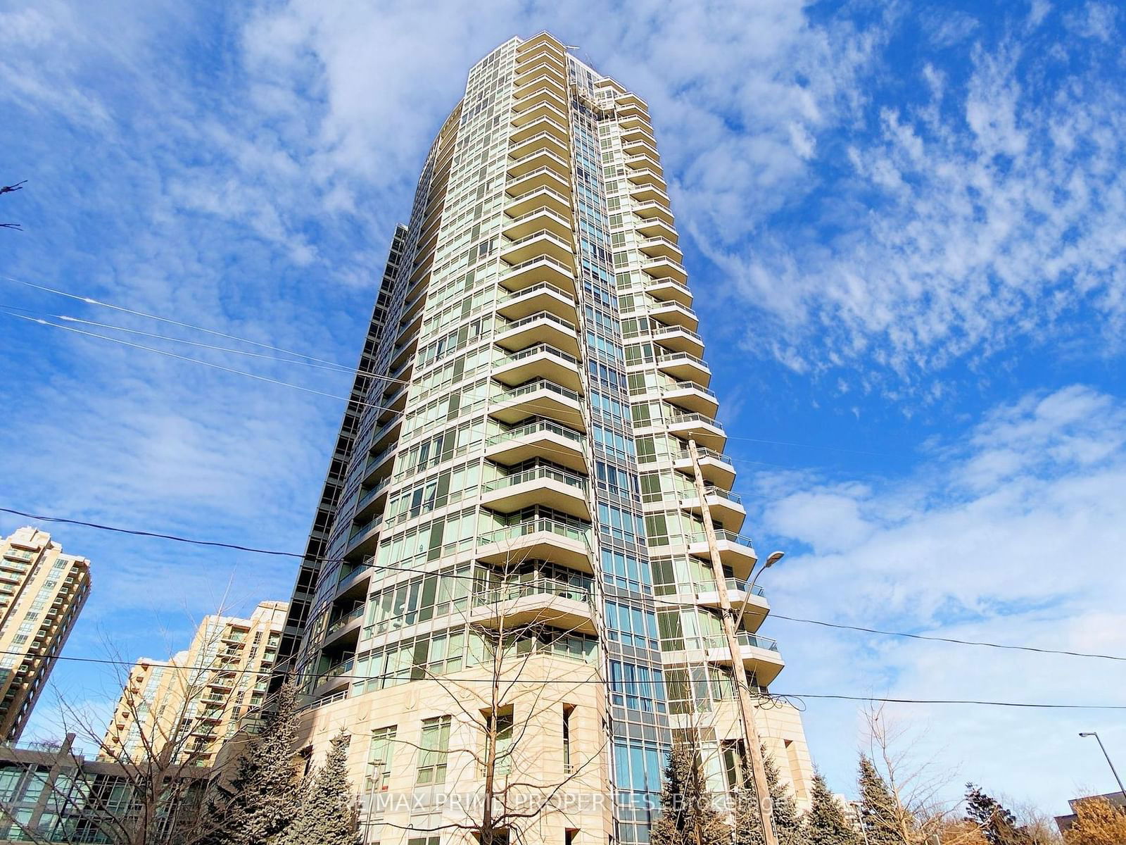 18 Holmes Ave, unit 2615 for rent