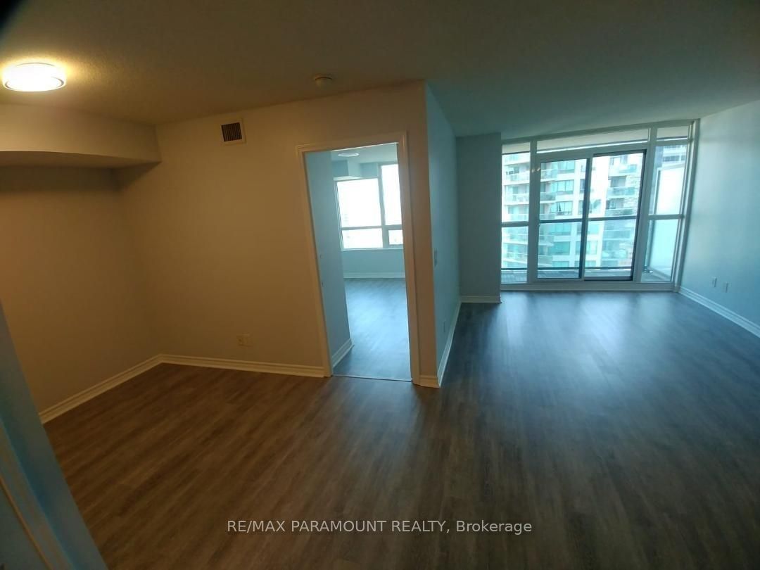 19 Grand Trunk Cres, unit 3803 for rent