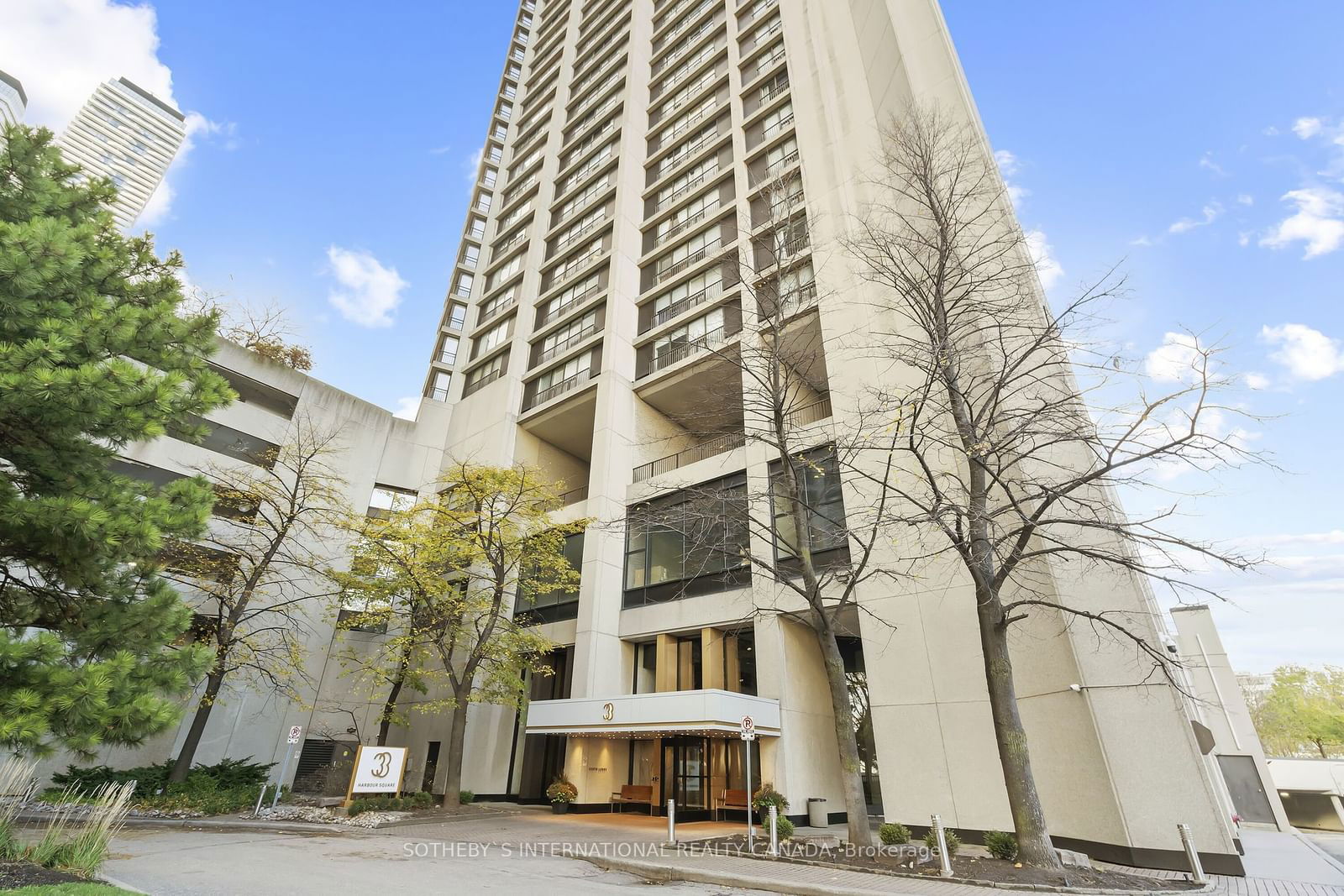 33 Harbour Sq, unit 2208 for sale