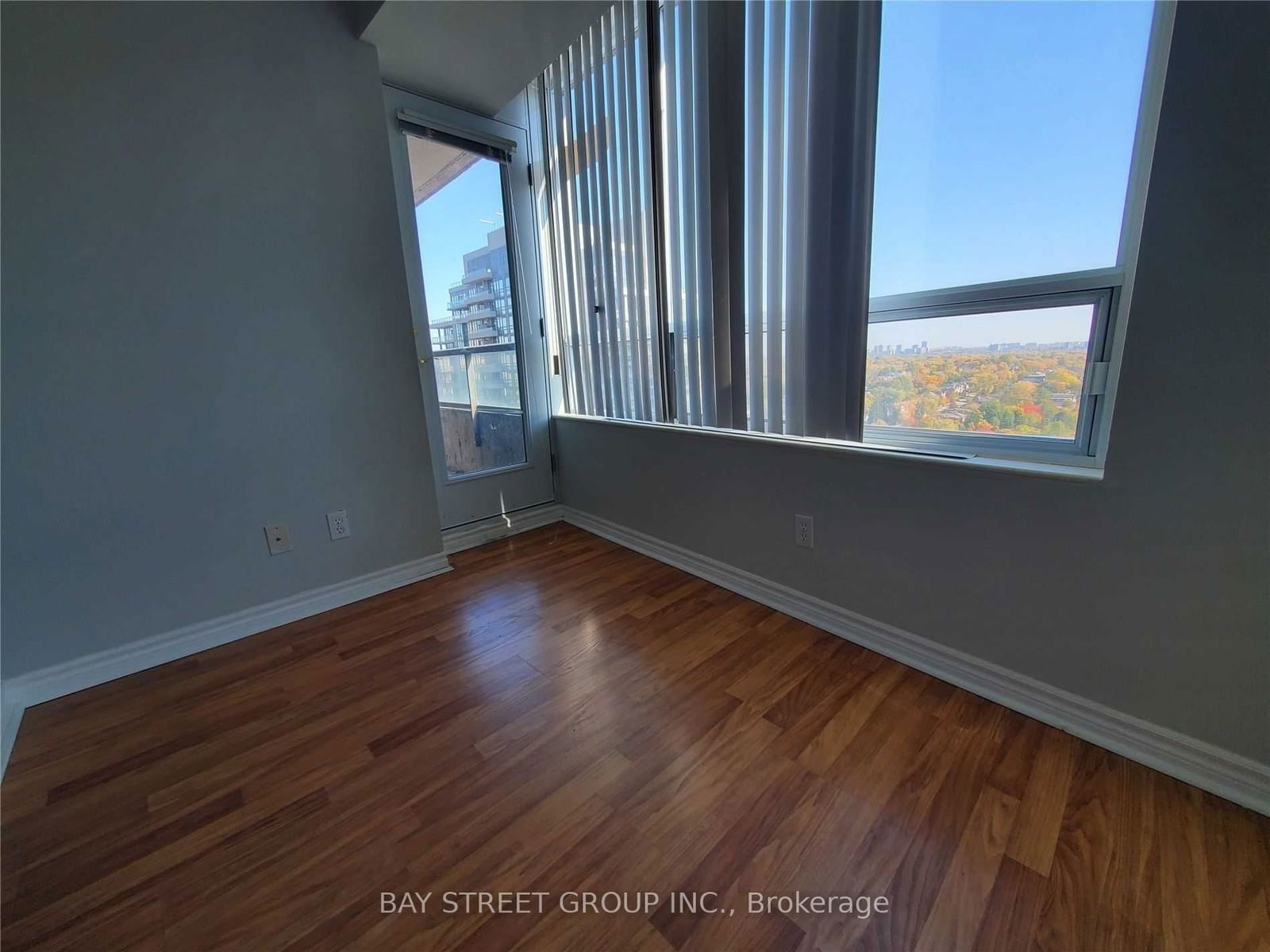 18 Spring Garden Ave, unit 2207 for rent