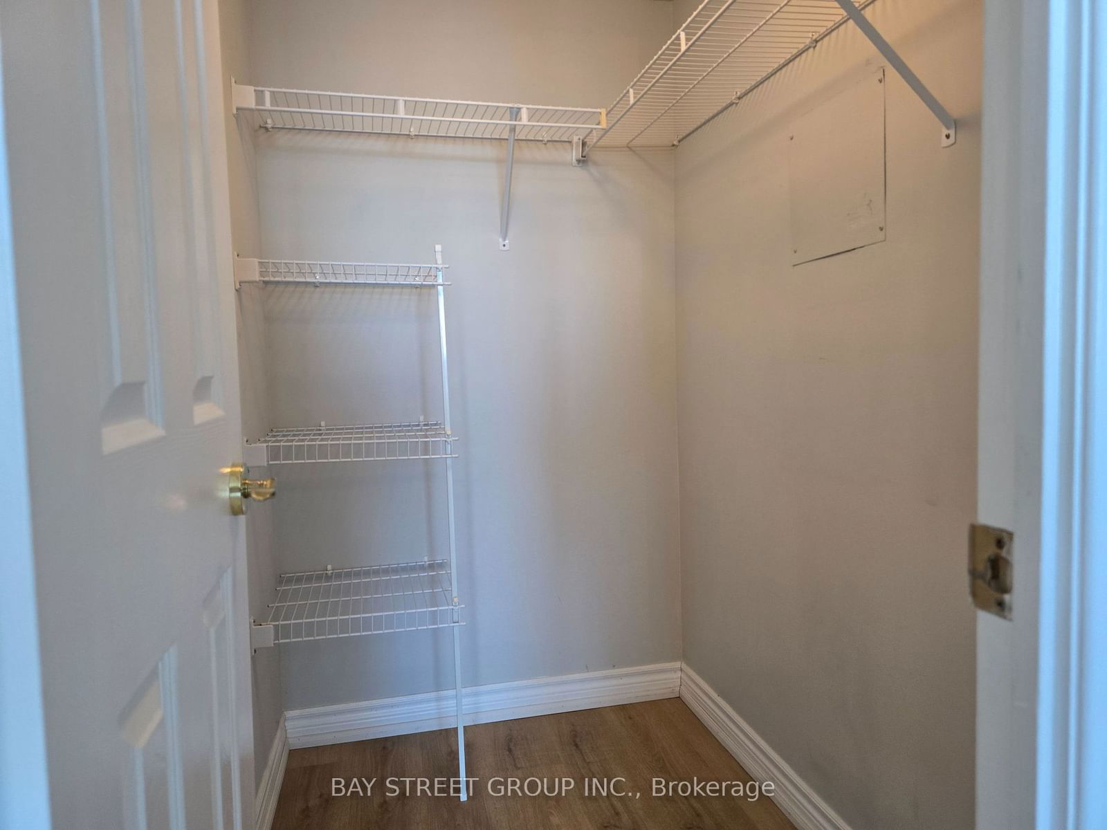 18 Spring Garden Ave, unit 2207 for rent