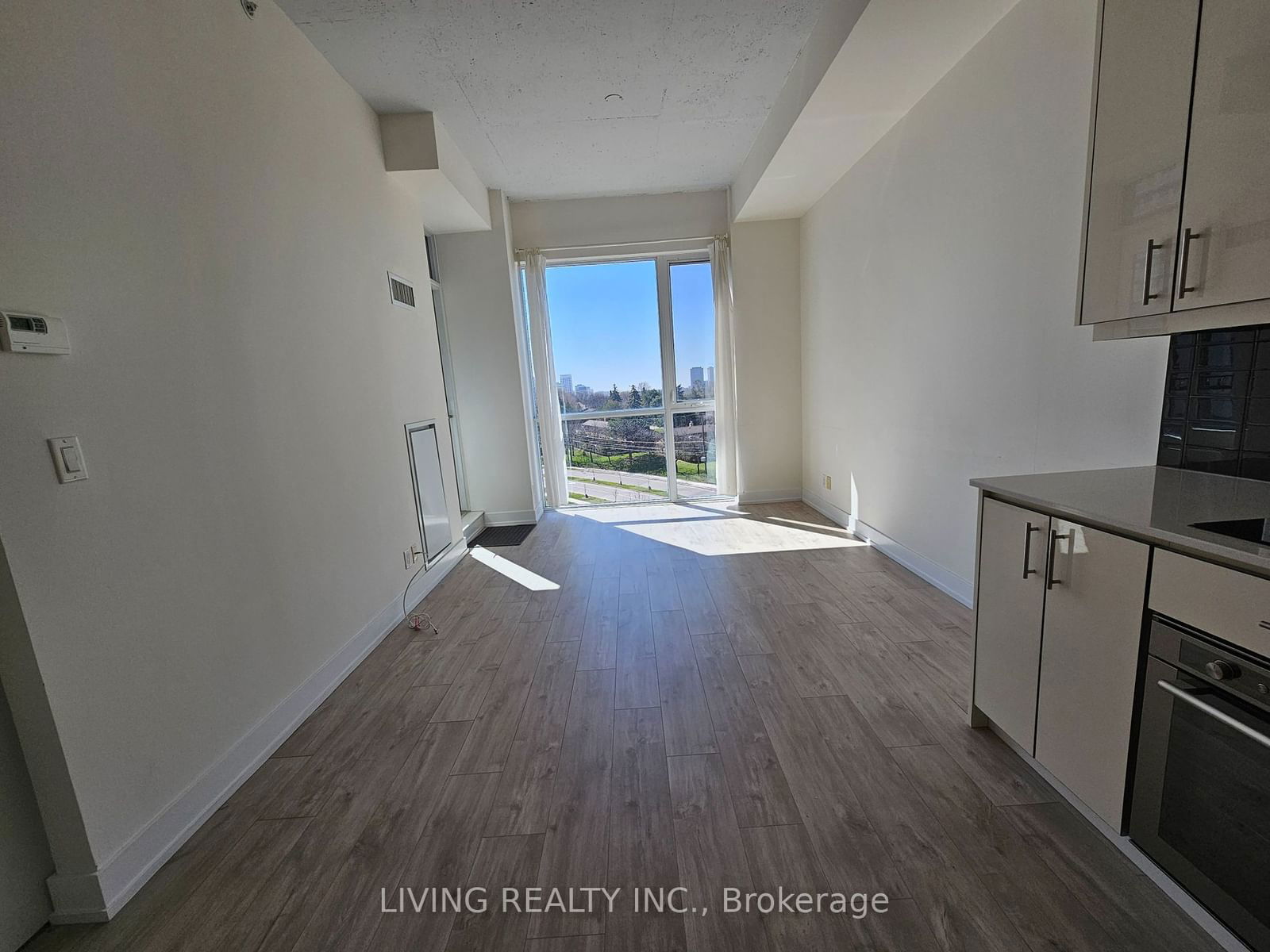 75 The Donway W, unit 609 for rent