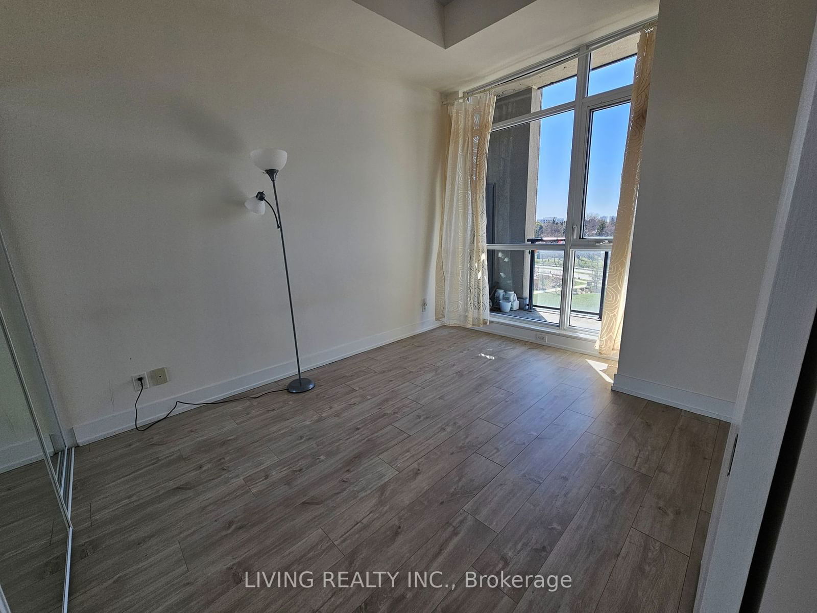 75 The Donway W, unit 609 for rent