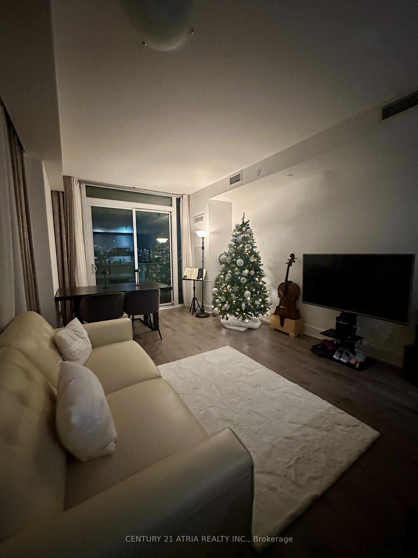 200 Bloor St W, unit 1105 for rent