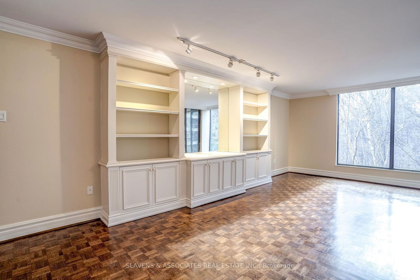 3900 Yonge St, unit 912 for rent