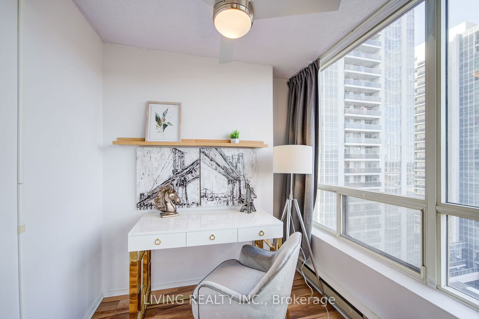 5785 Yonge St, unit PH408 for sale