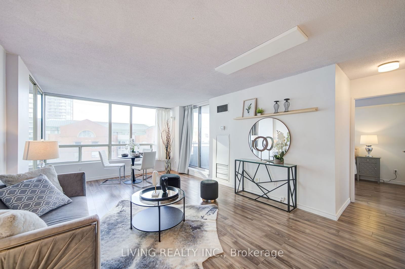 5785 Yonge St, unit PH408 for sale