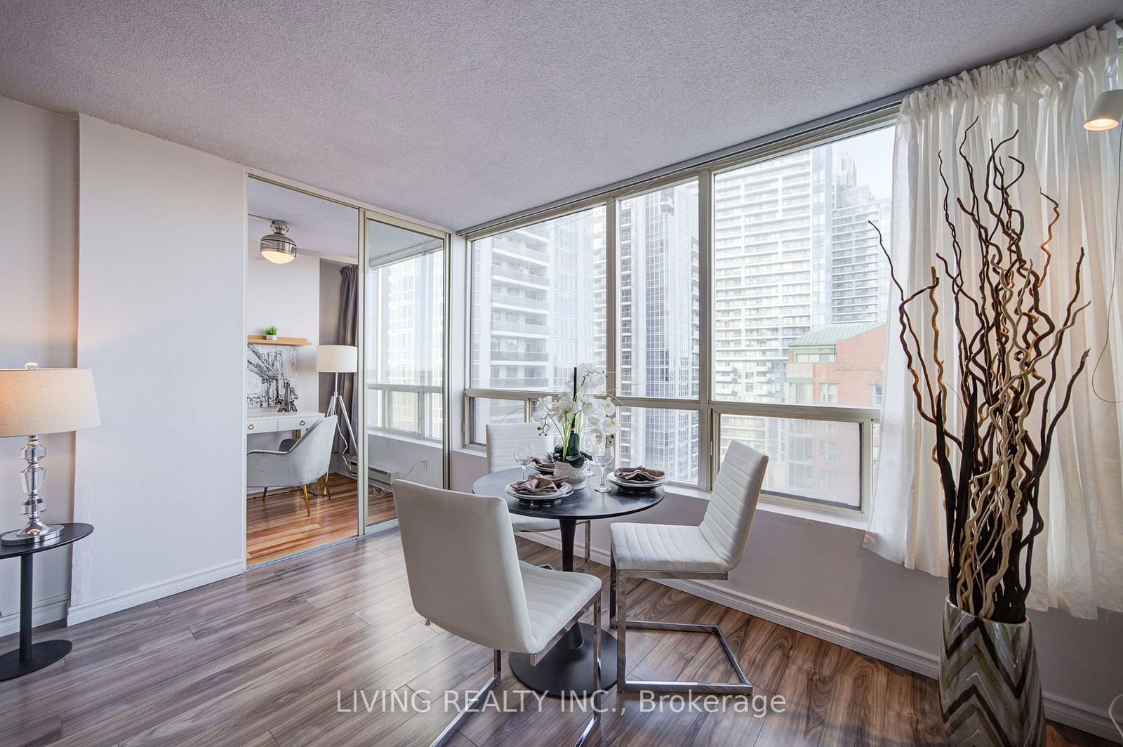 5785 Yonge St, unit PH408 for sale