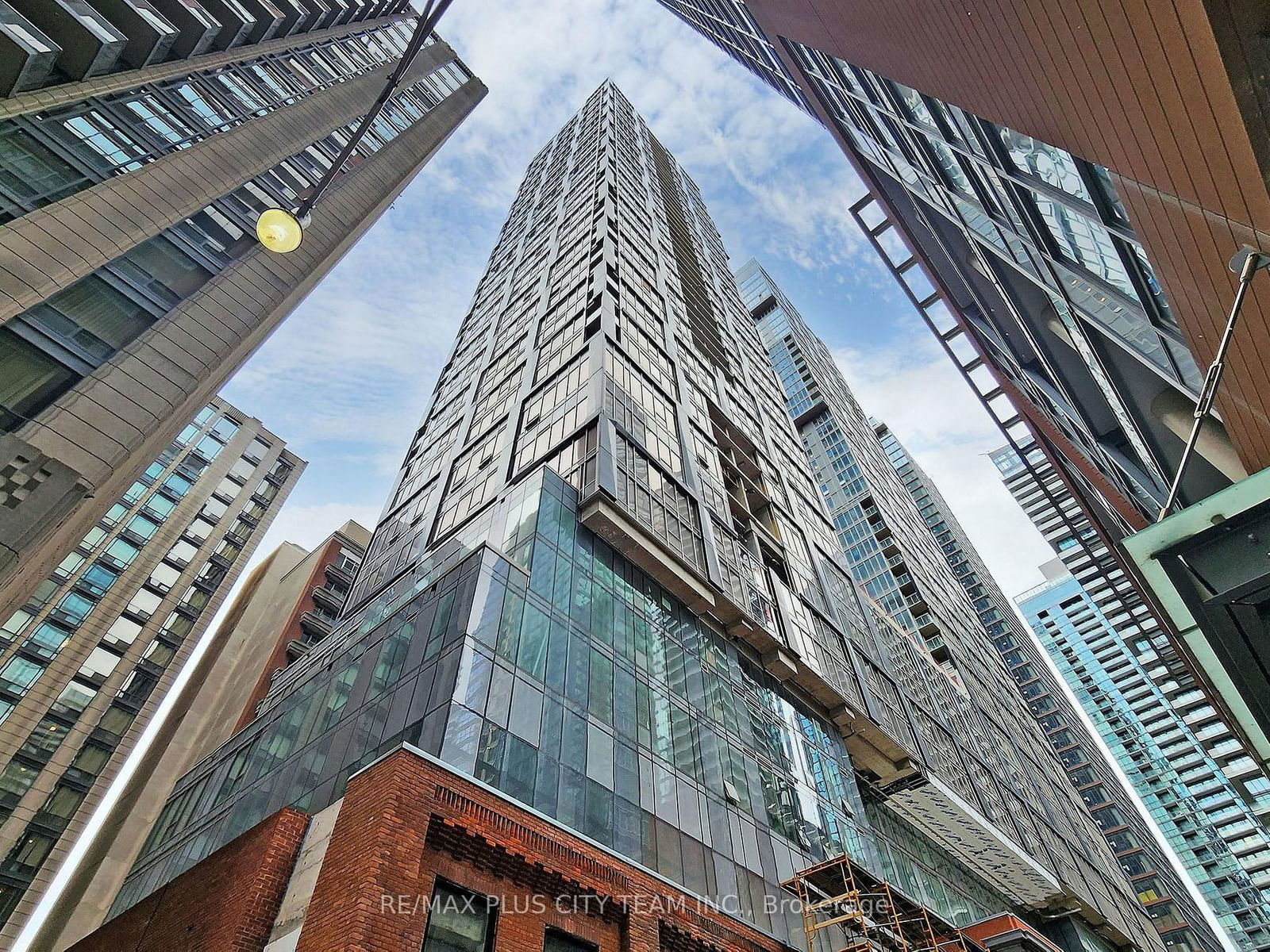 15 Mercer St, unit 1204 for rent