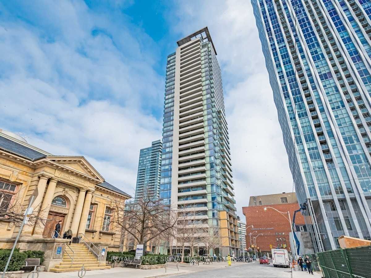 18 Yorkville Ave, unit 508 for sale