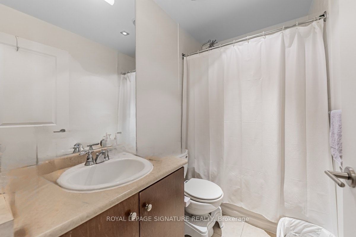 18 Yorkville Ave, unit 508 for sale