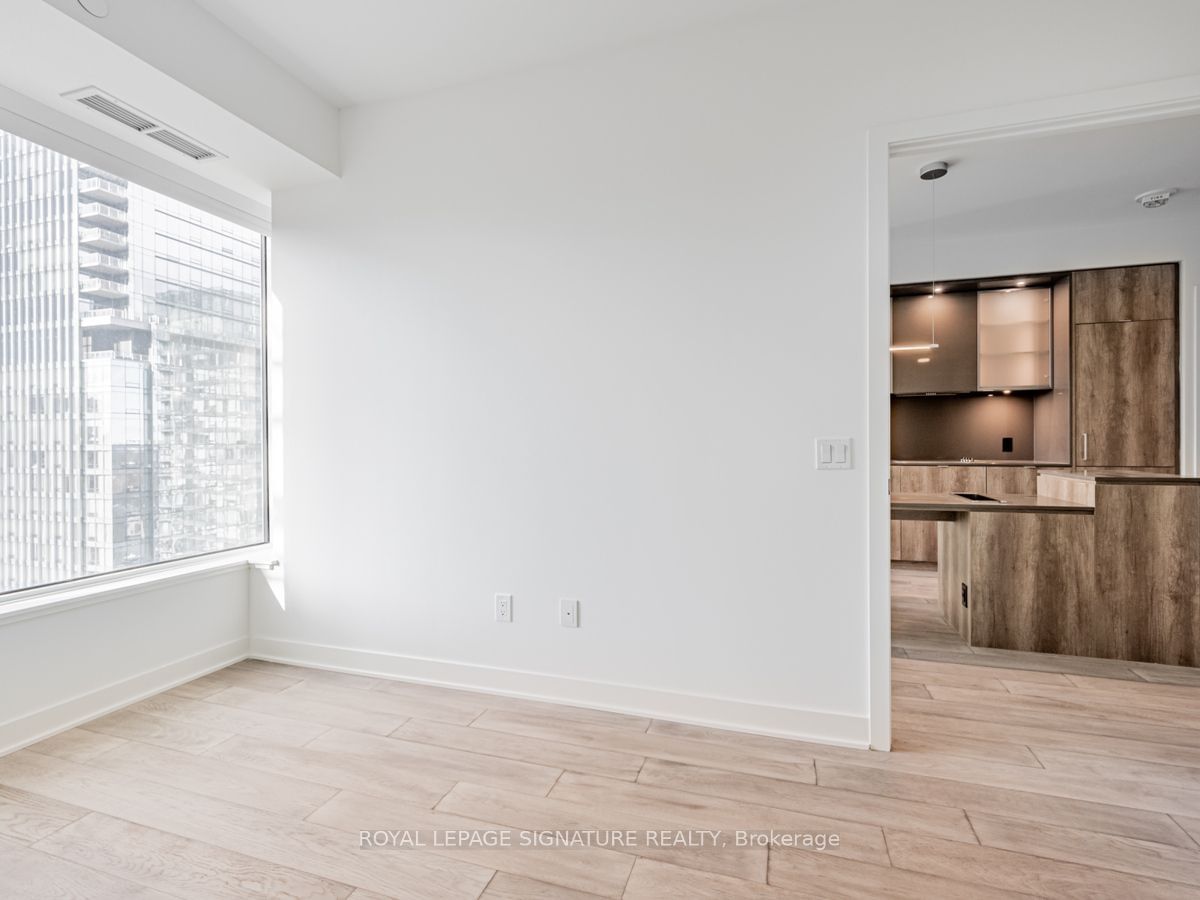 11 Yorkville Ave, unit 1701 for rent