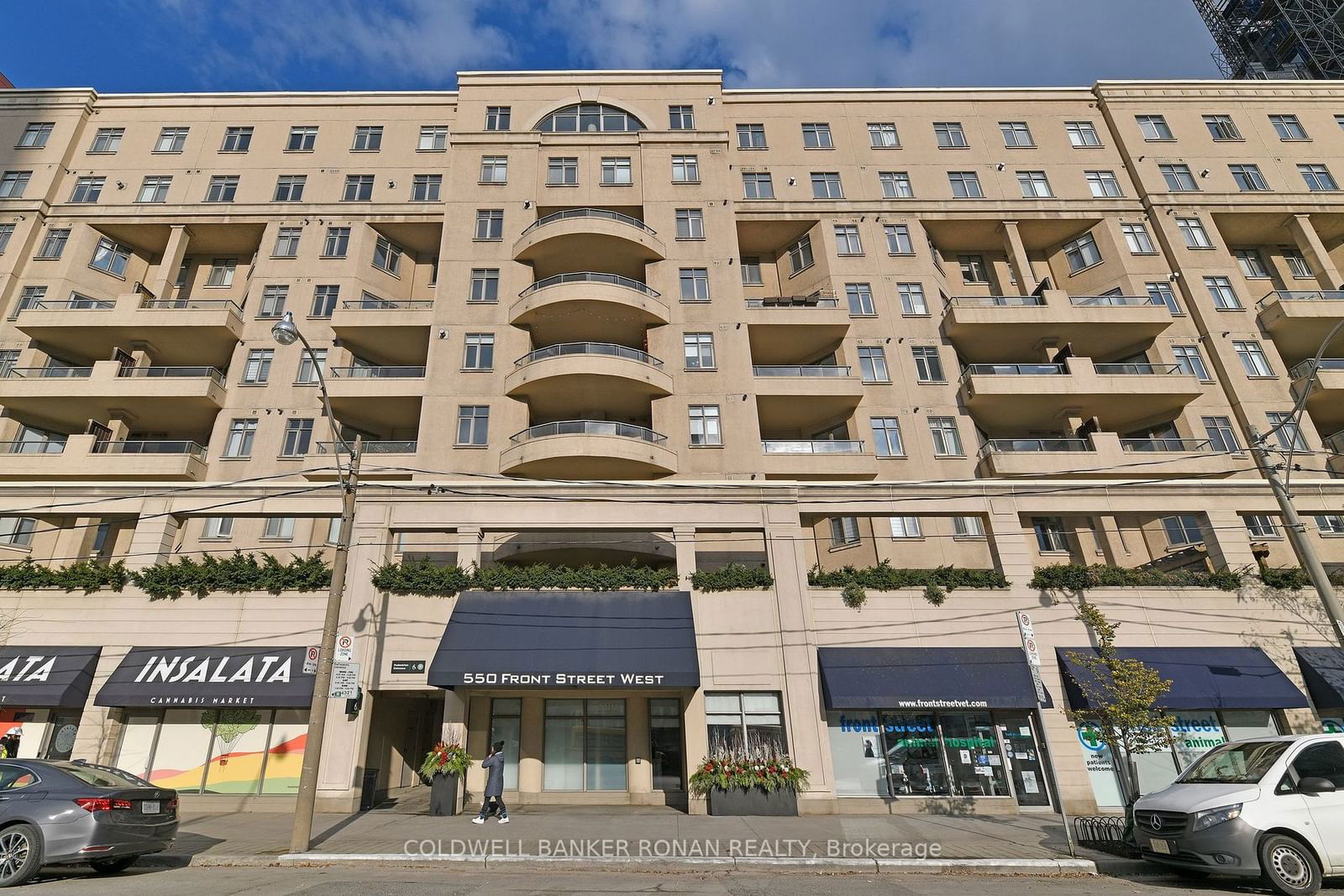 550 Front St W, unit 602 for sale