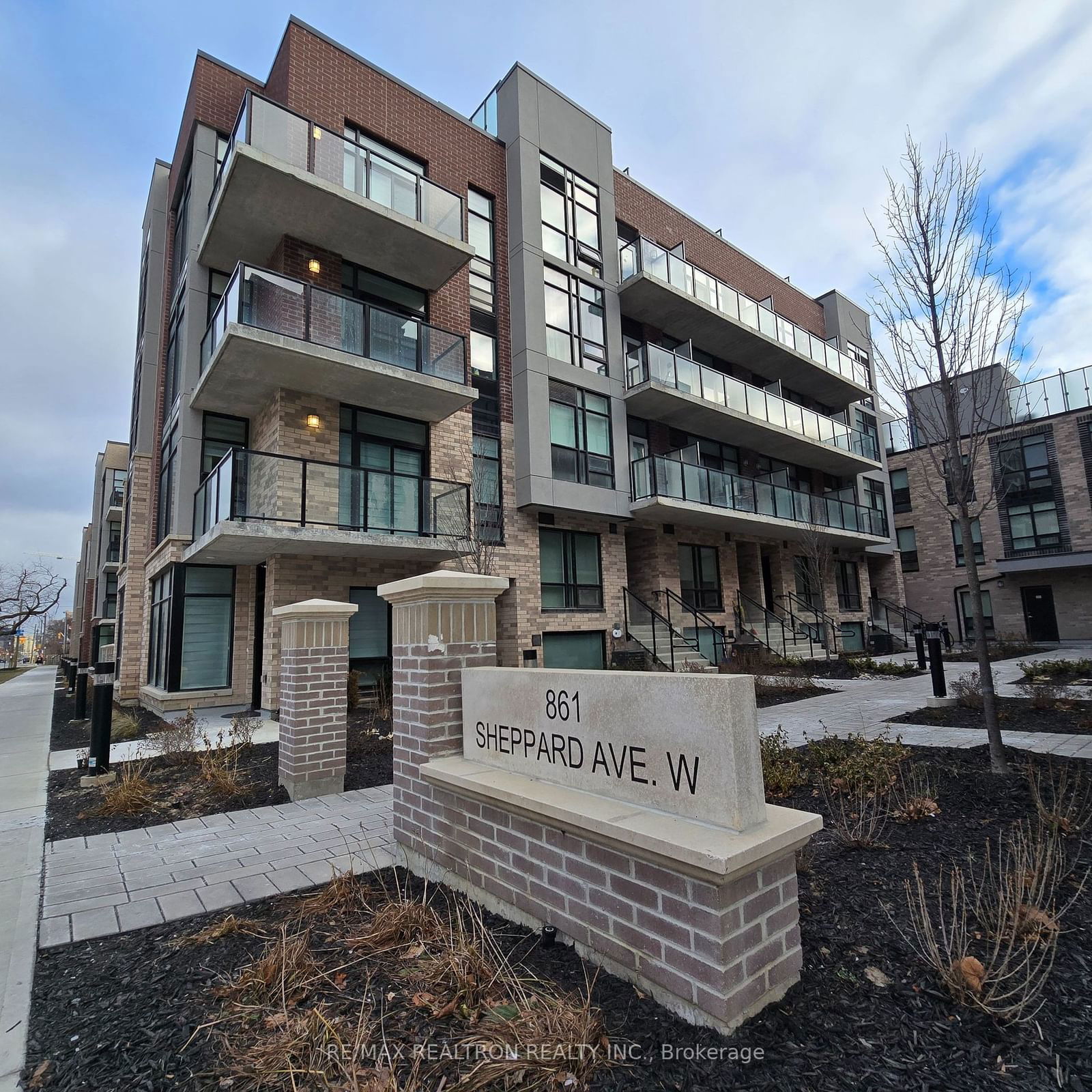 861 Sheppard Ave W, unit 54 for rent