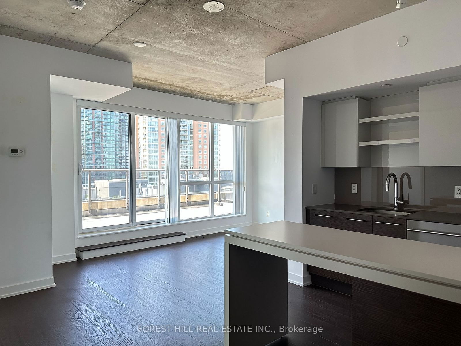 1030 King St W, unit 1129 for rent