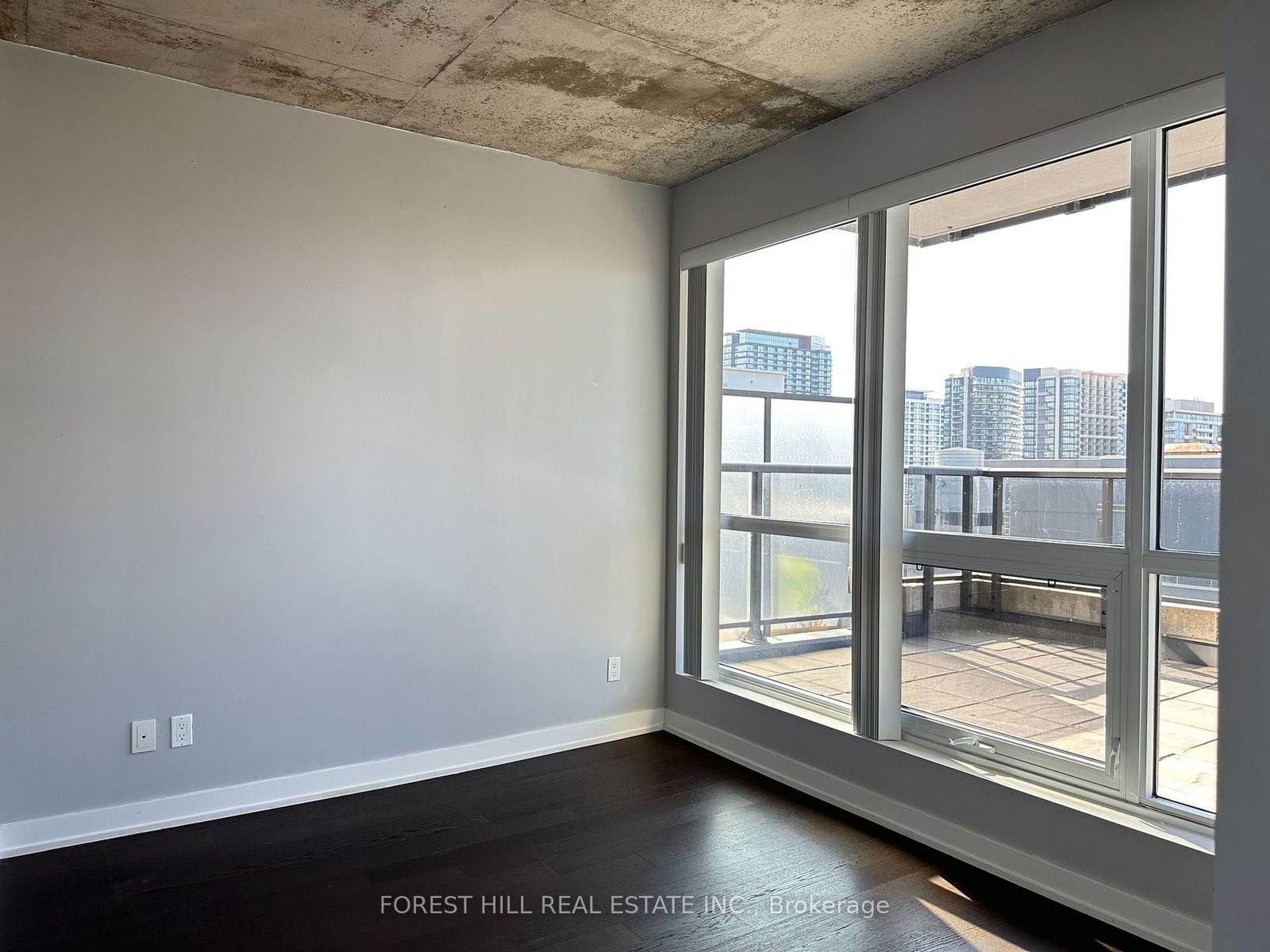 1030 King St W, unit 1129 for rent