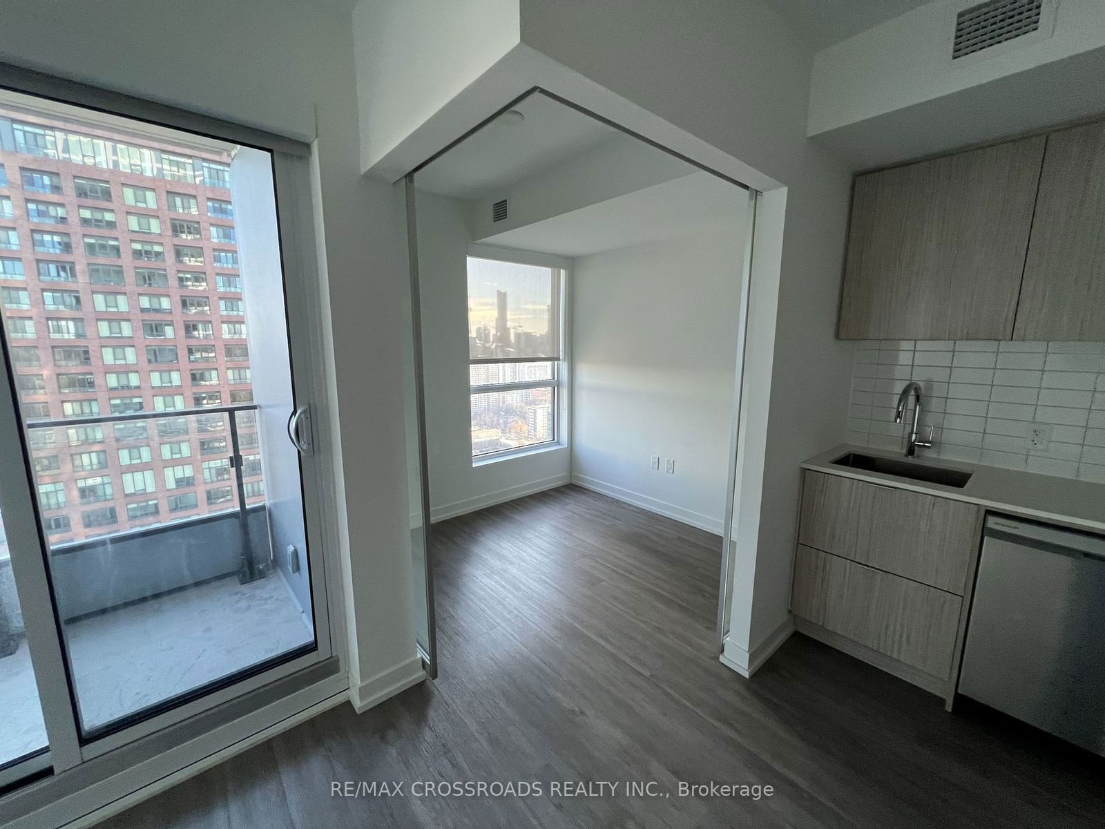 395 Bloor St E, unit 3101 for sale