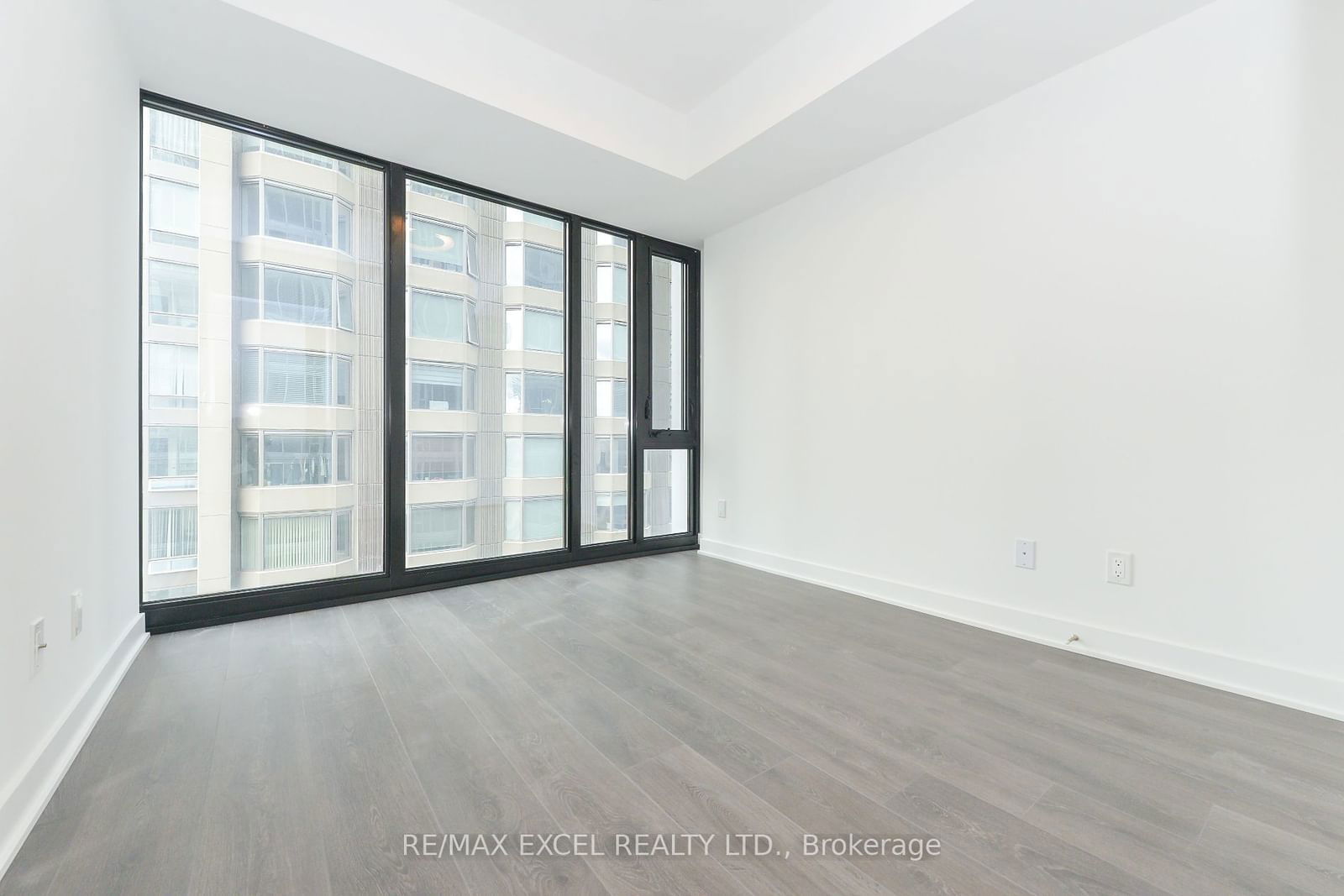 188 Cumberland St, unit 1712 for rent