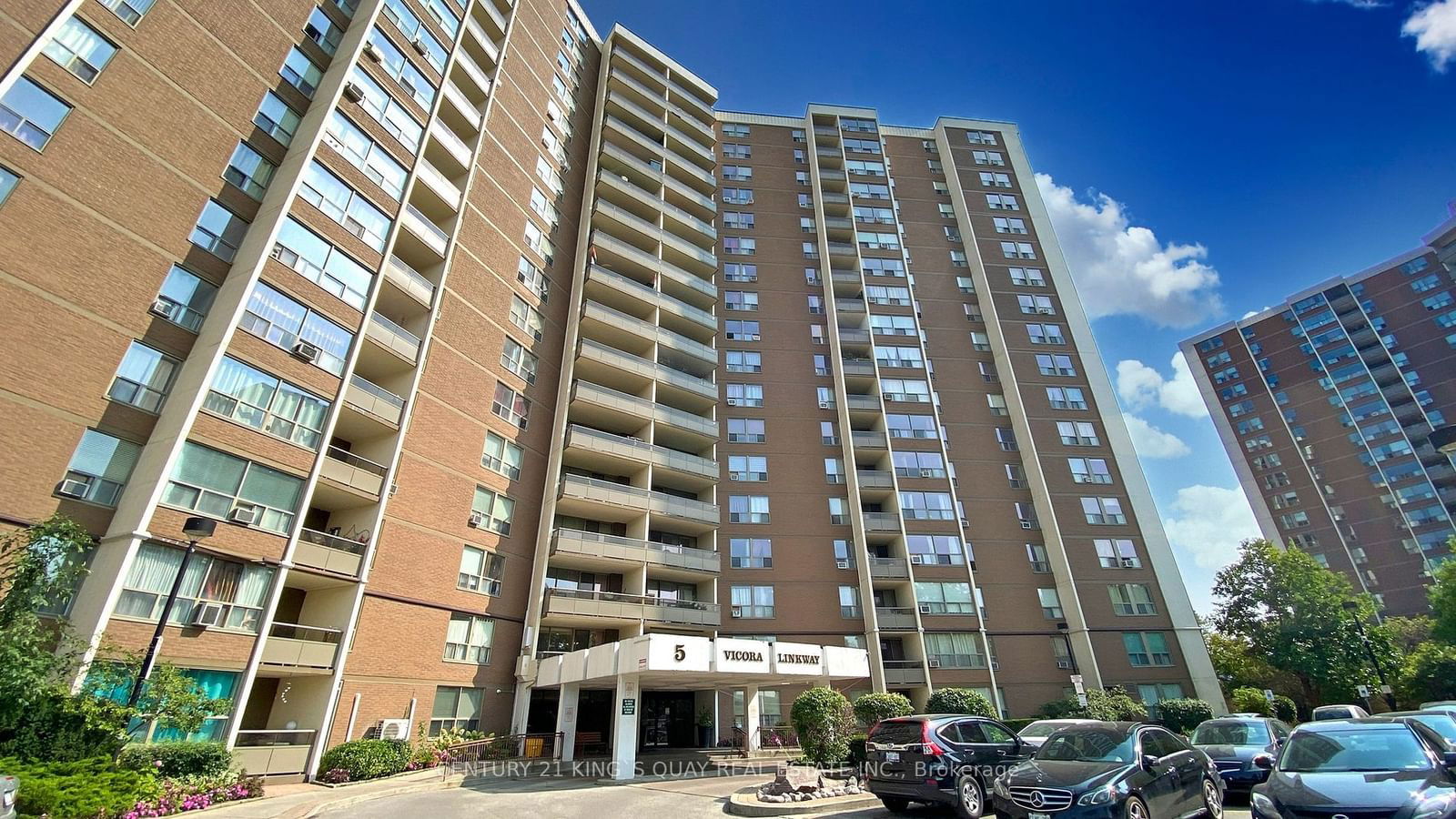 5 Vicora Linkway, unit 303 for sale