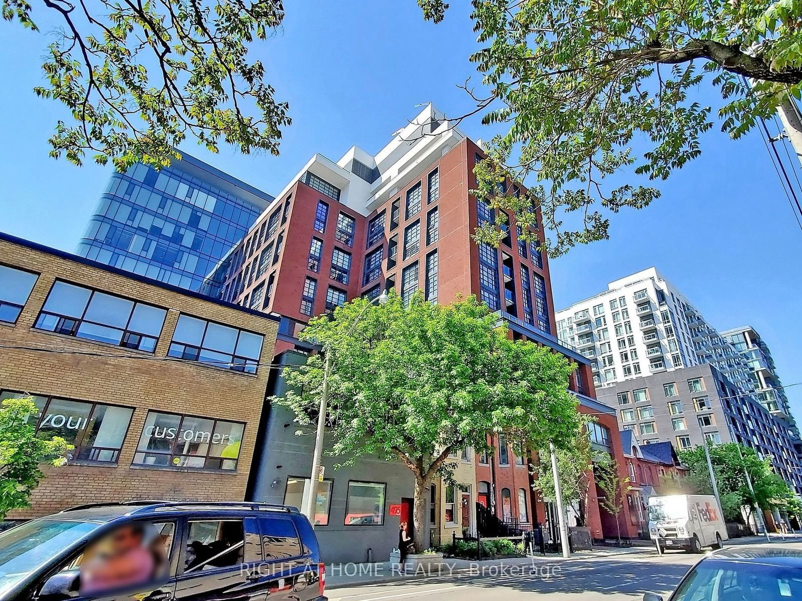 501 Adelaide St W, unit 802 for rent