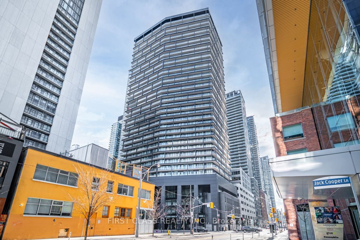 125 Peter St, unit 1308 for rent