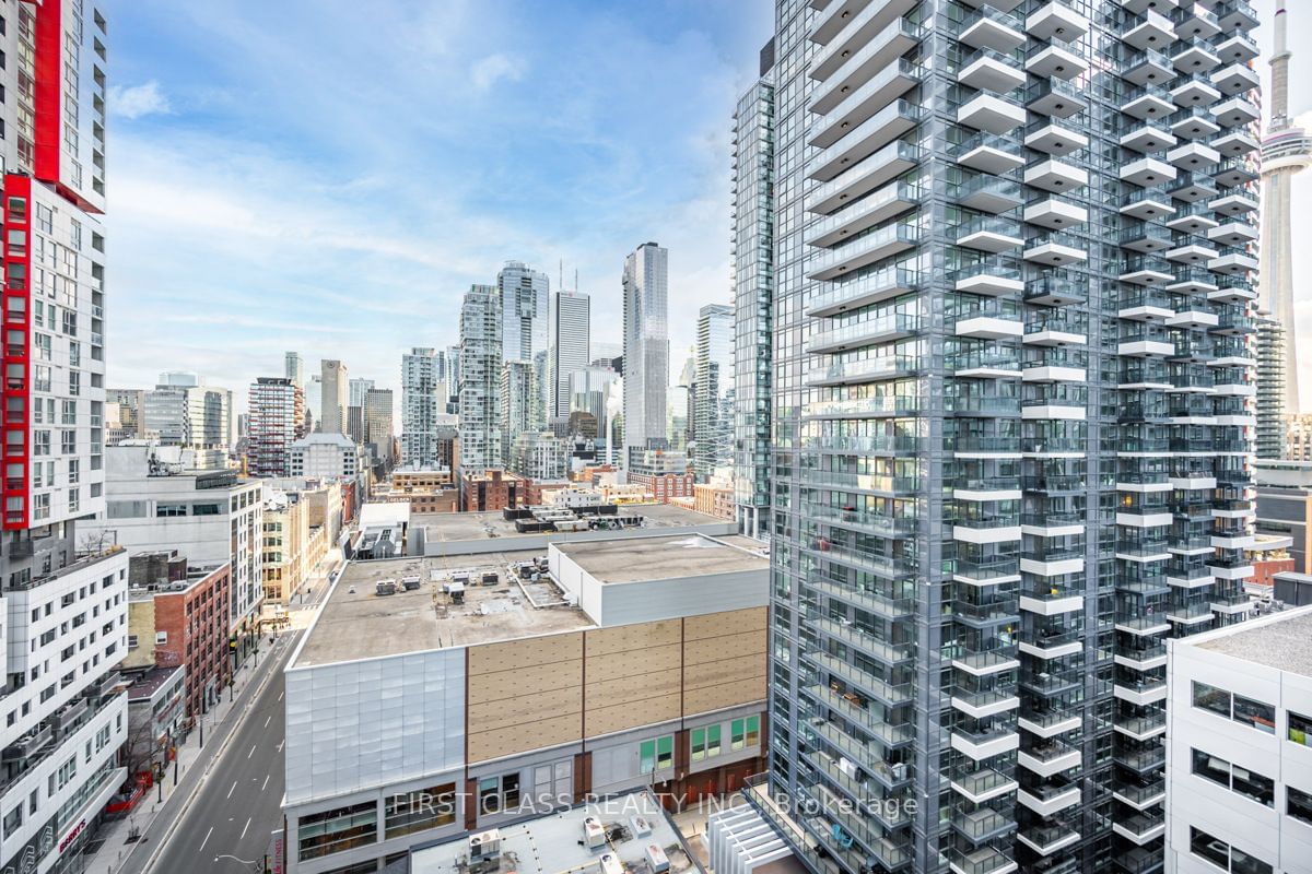 125 Peter St, unit 1308 for rent