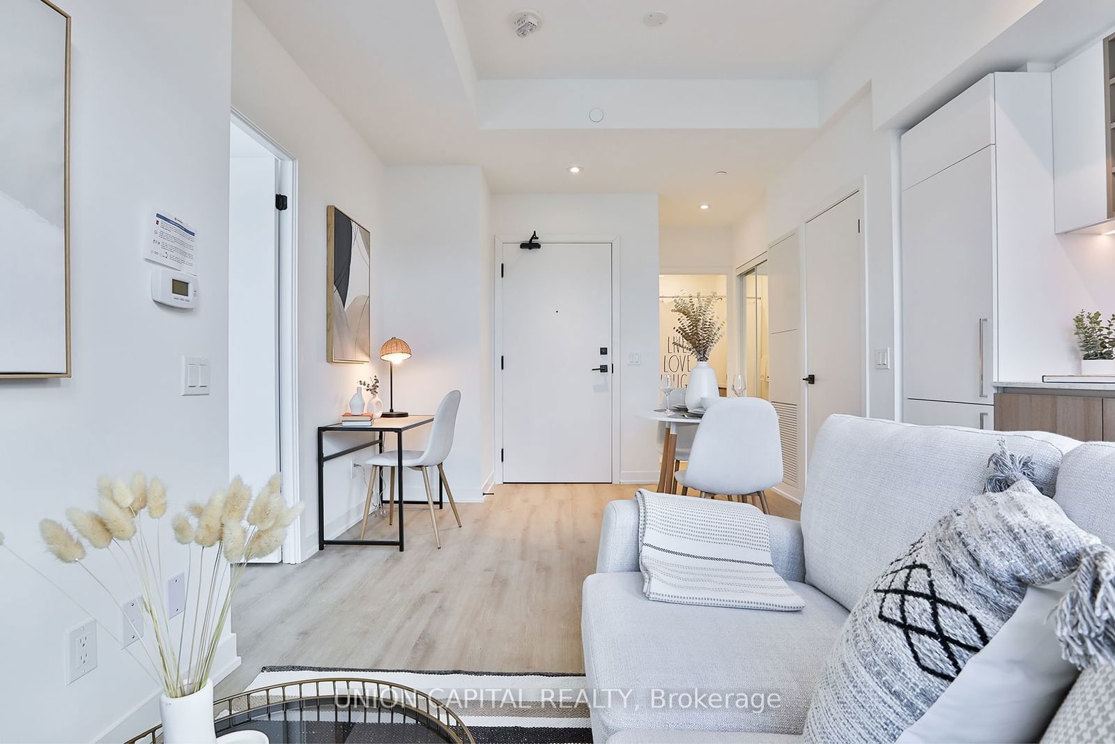 319 Jarvis St, unit 1005 for sale