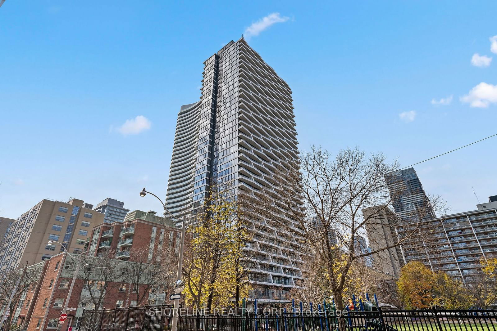 85 Wood St, unit 3717 for rent