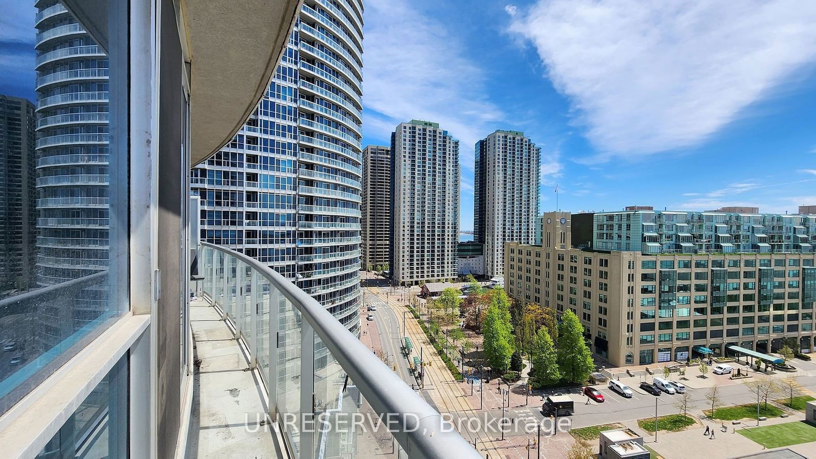 218 Queens Quay W, unit 1206 for sale