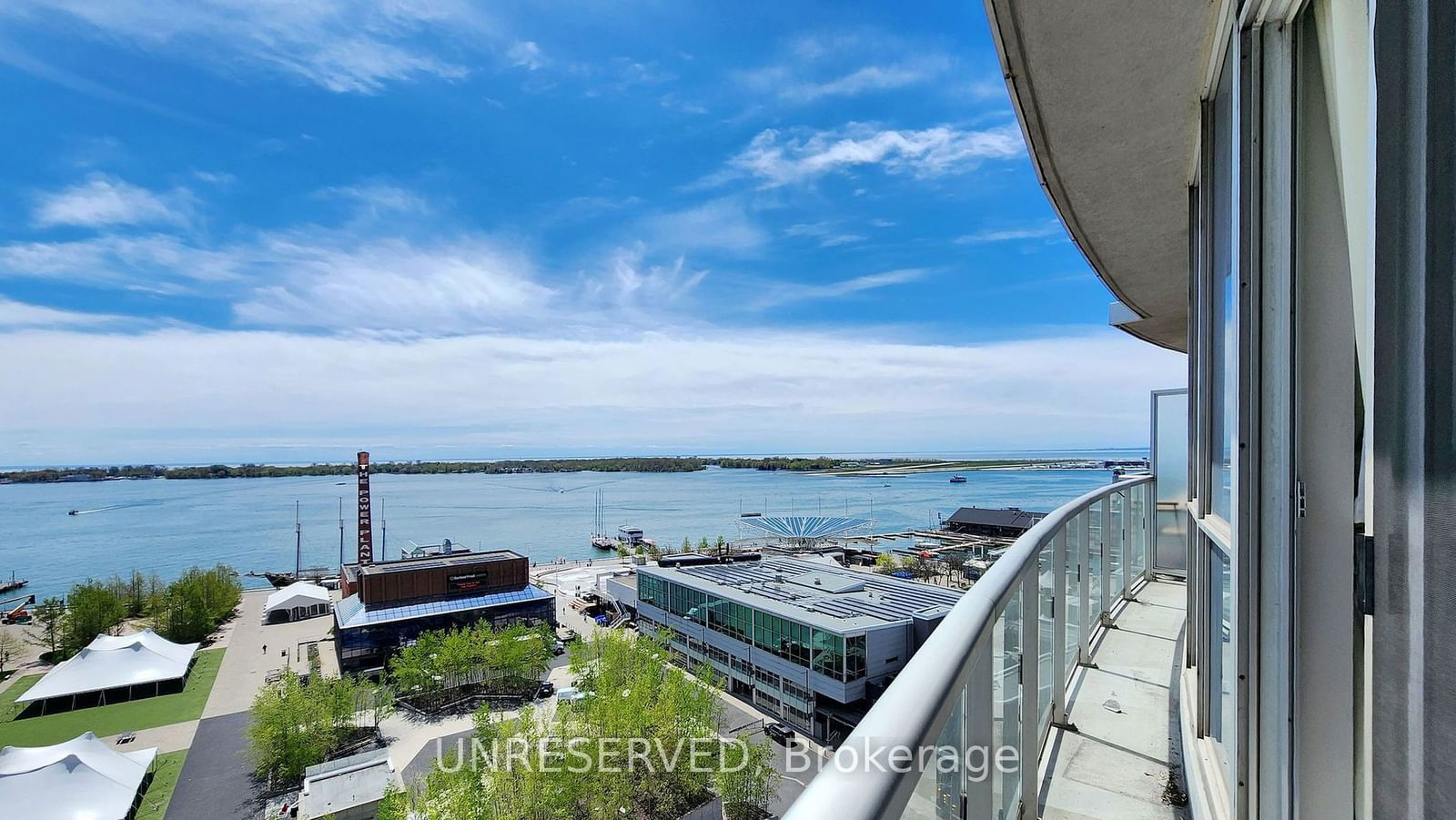 218 Queens Quay W, unit 1206 for sale