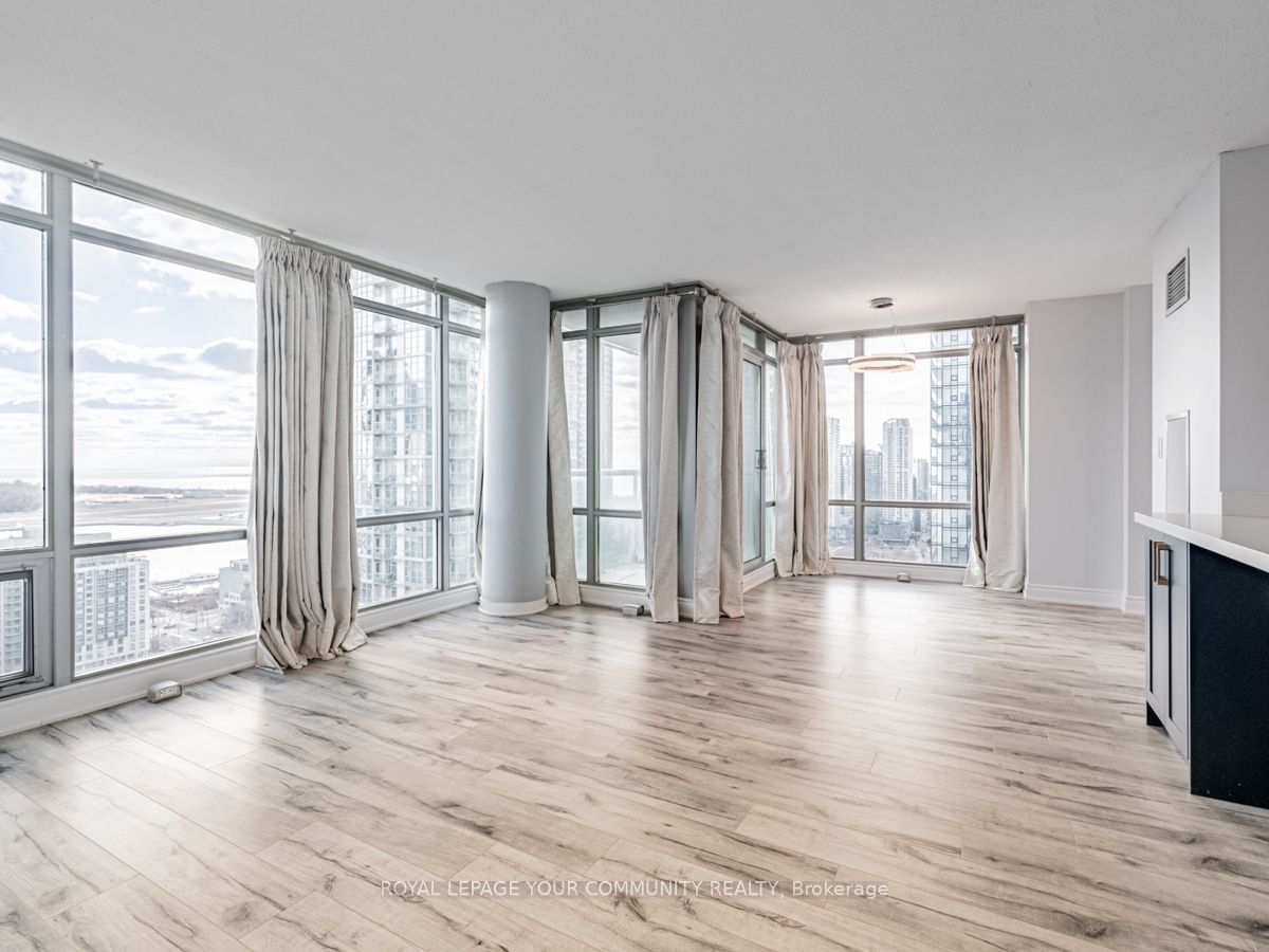 81 Navy Wharf Crt, unit 3205 for rent